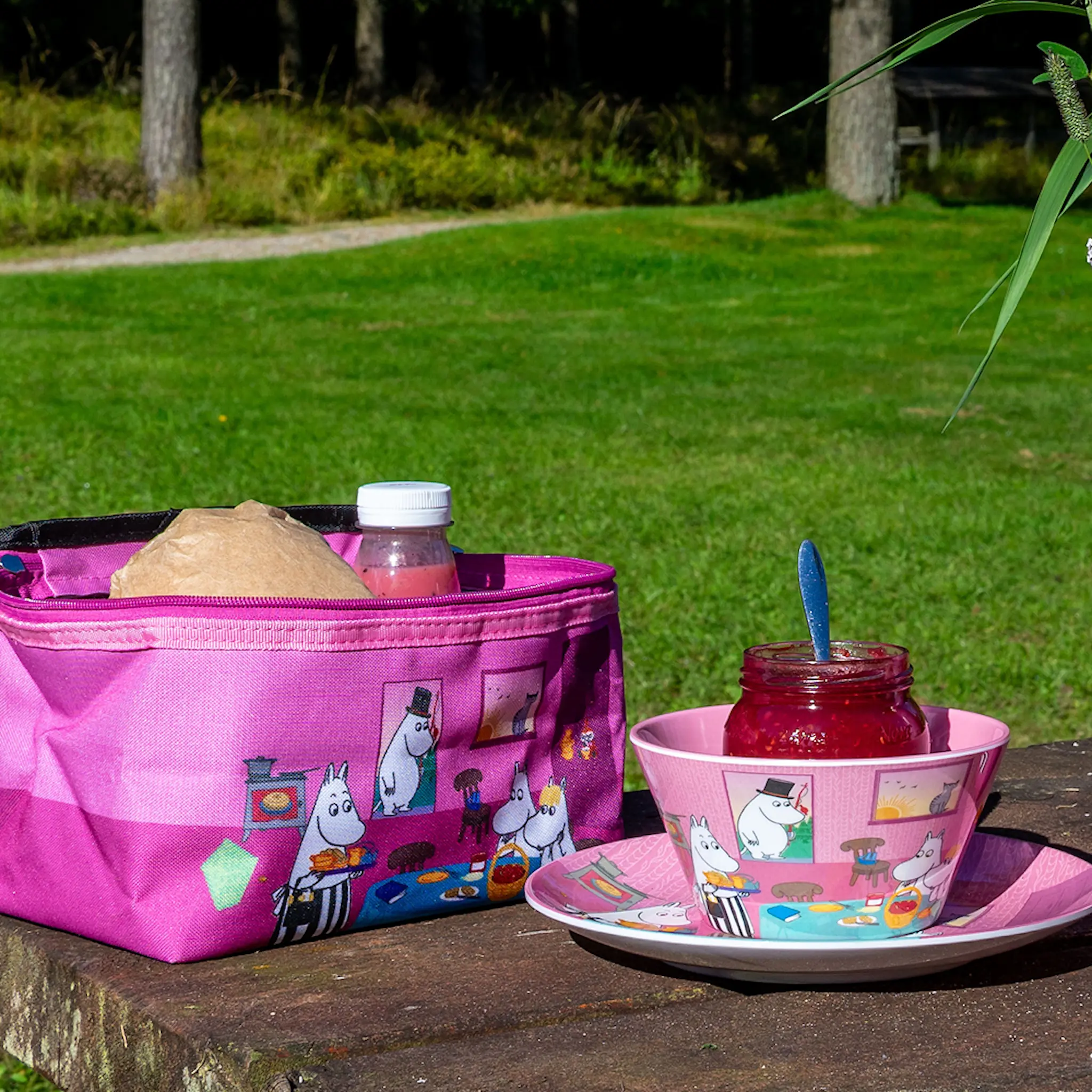 Les Artistes Muumi Kylmälaukku 4,5 L Tea time pink