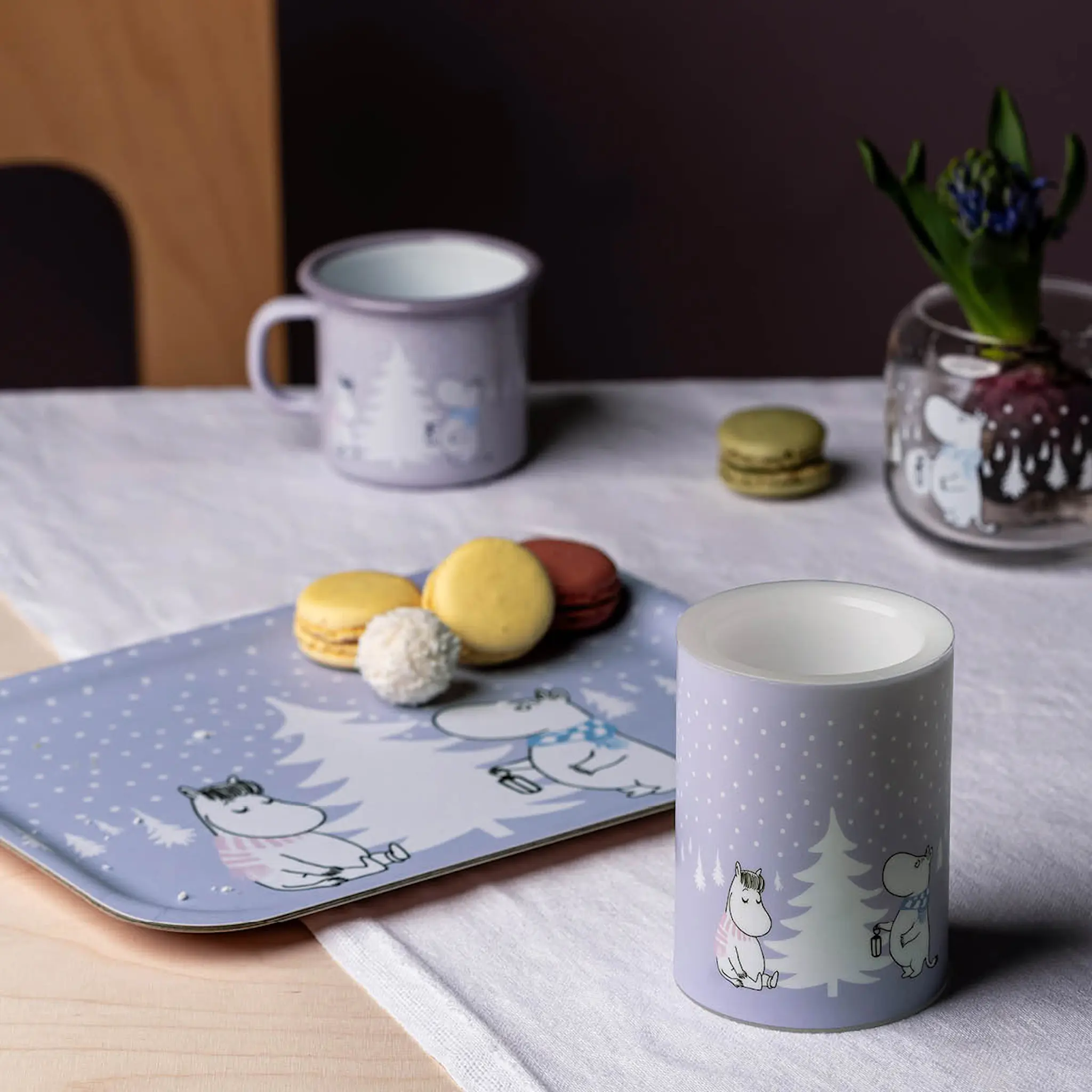 Muurla Mumin bricka 27x20 cm Snöfall lila