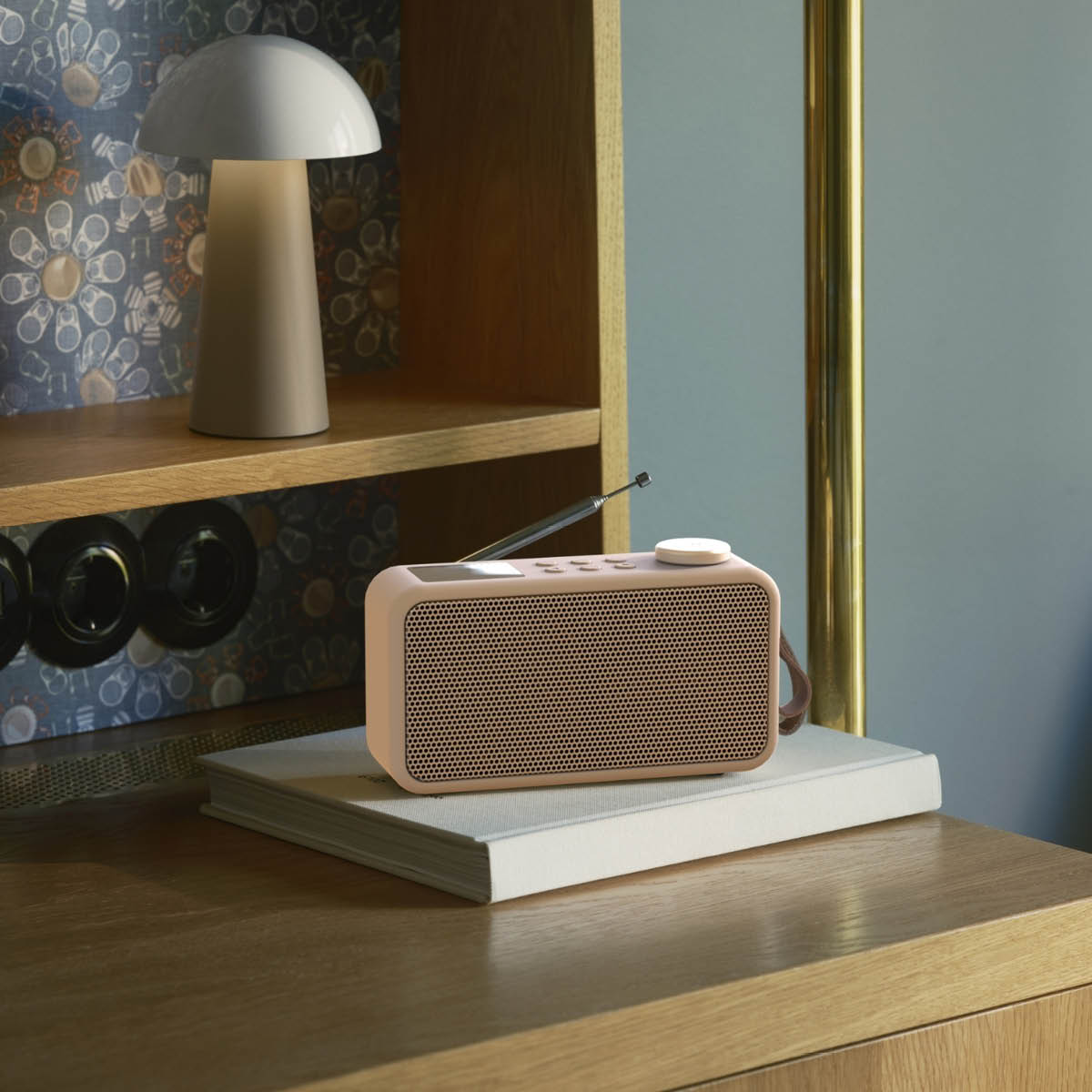 Kreafunk aTUNE 2 Bluetooth FM/DAB-radio 10,9x19,5x7 cm ivory sand