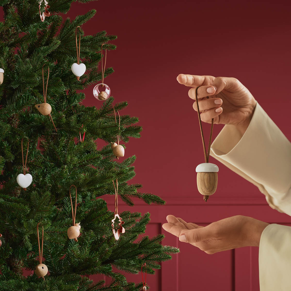 Rosendahl Nordic Tales Acorn Ripustuskoriste 4 cm Tammi