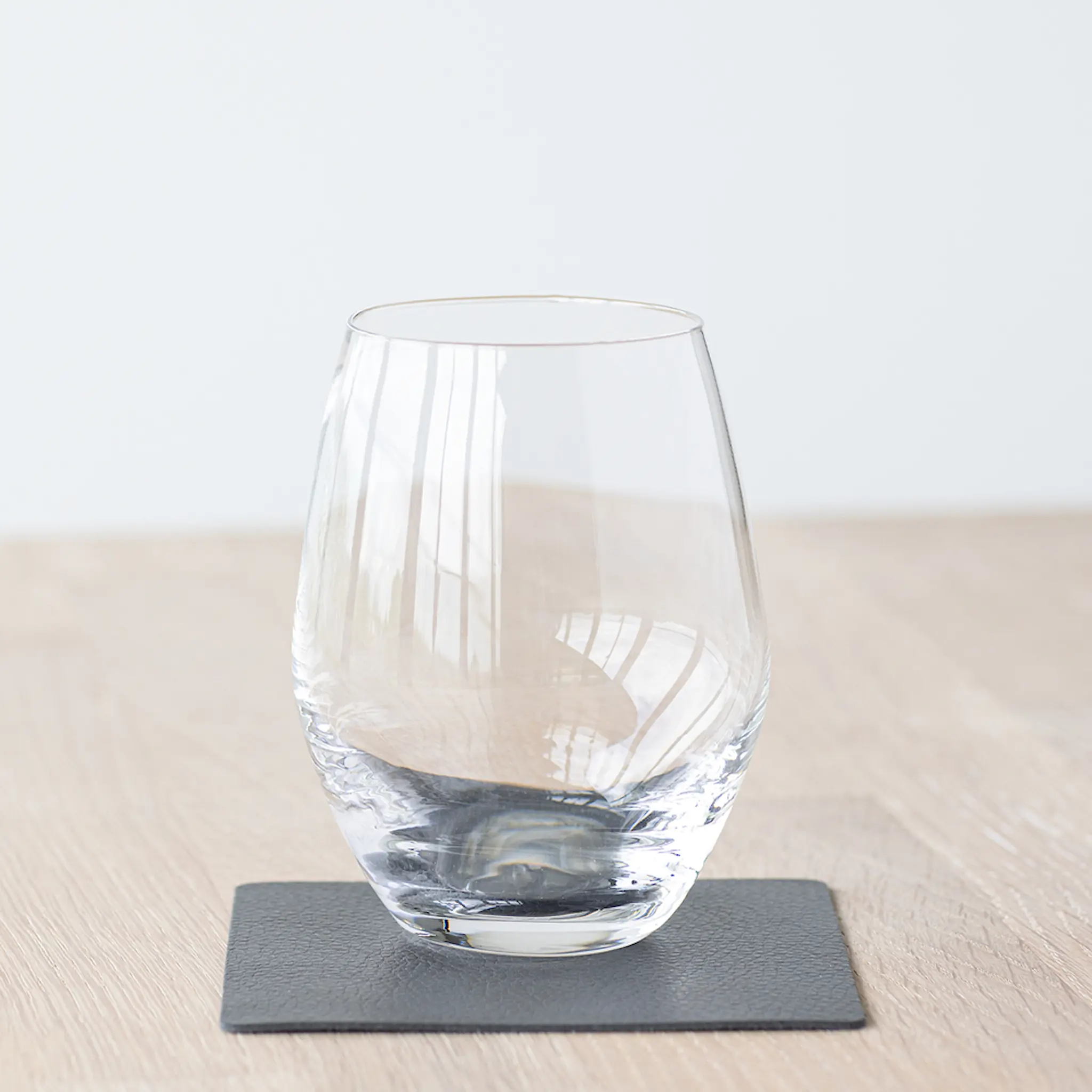 LIND DNA Glass Mat Square Anthracite