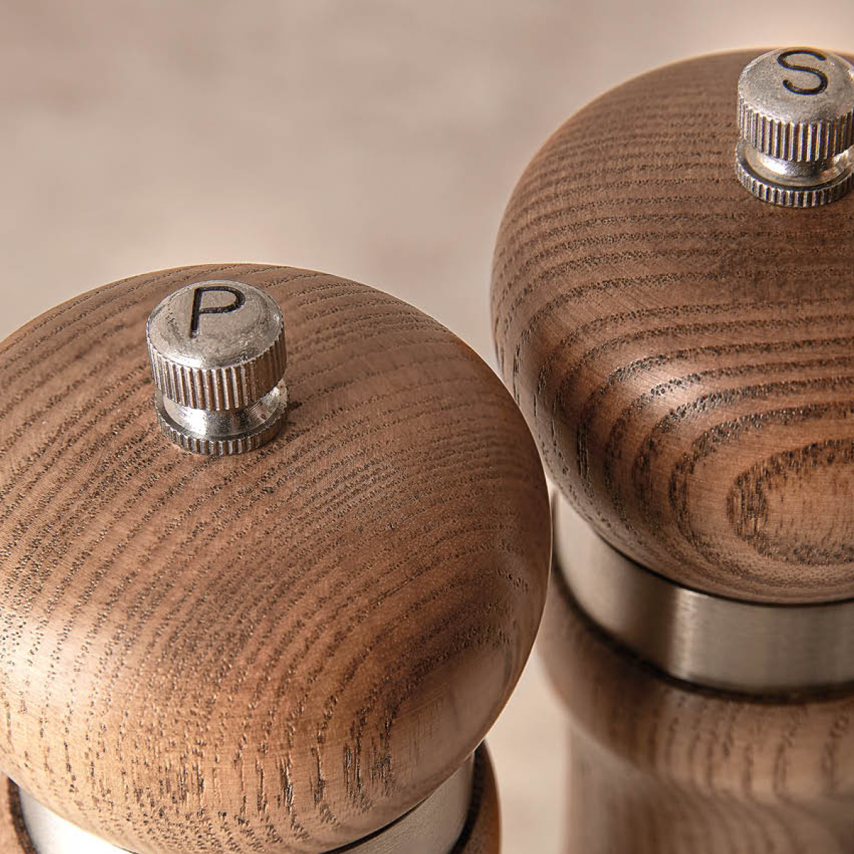 Barbary&Oak Hoxton Suola- ja Pippurimylly 19 cm Saarni