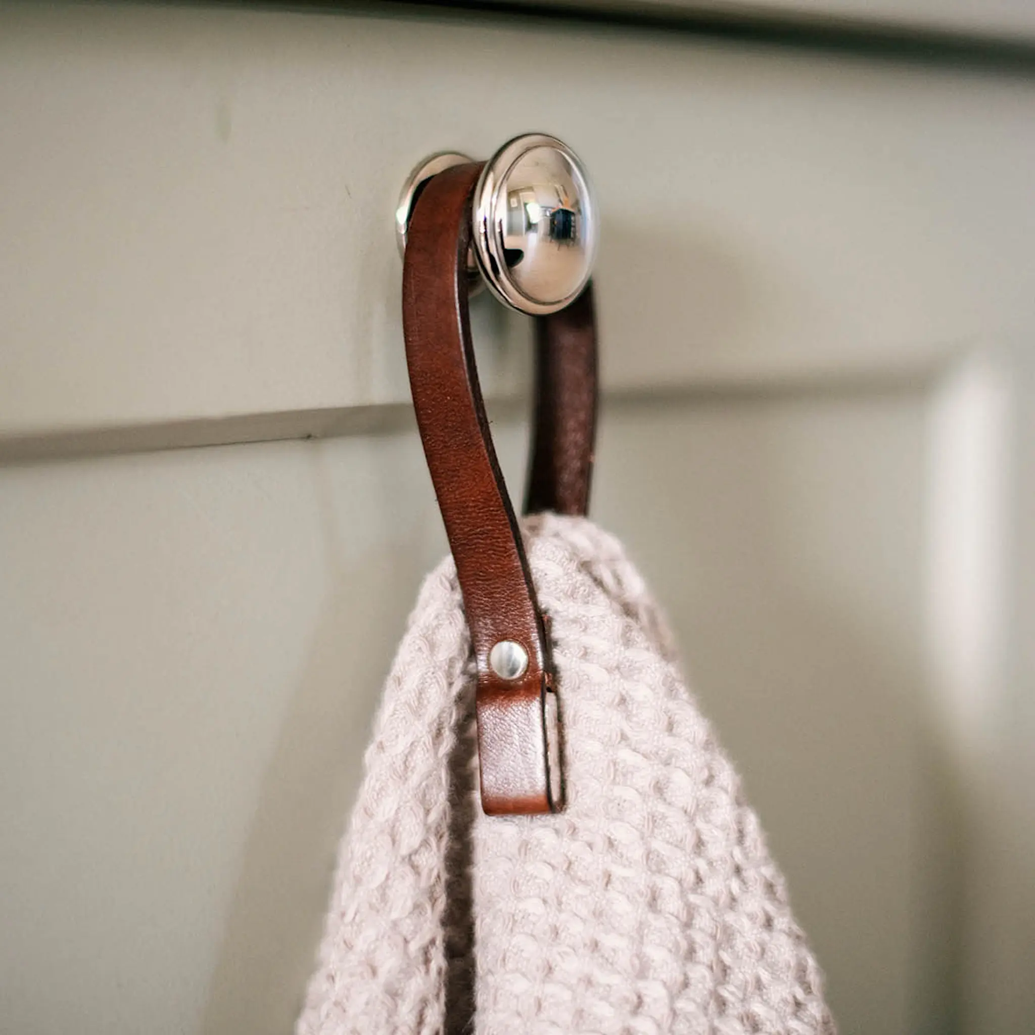 Nordan Home Magnetisk handdukshållare i läder 8x1 cm 2-pack mörkbrun