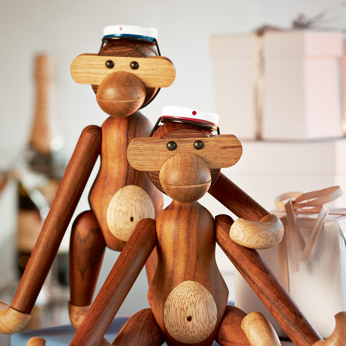 Kay Bojesen Denmark Figurer Studentmössa Liten Röd