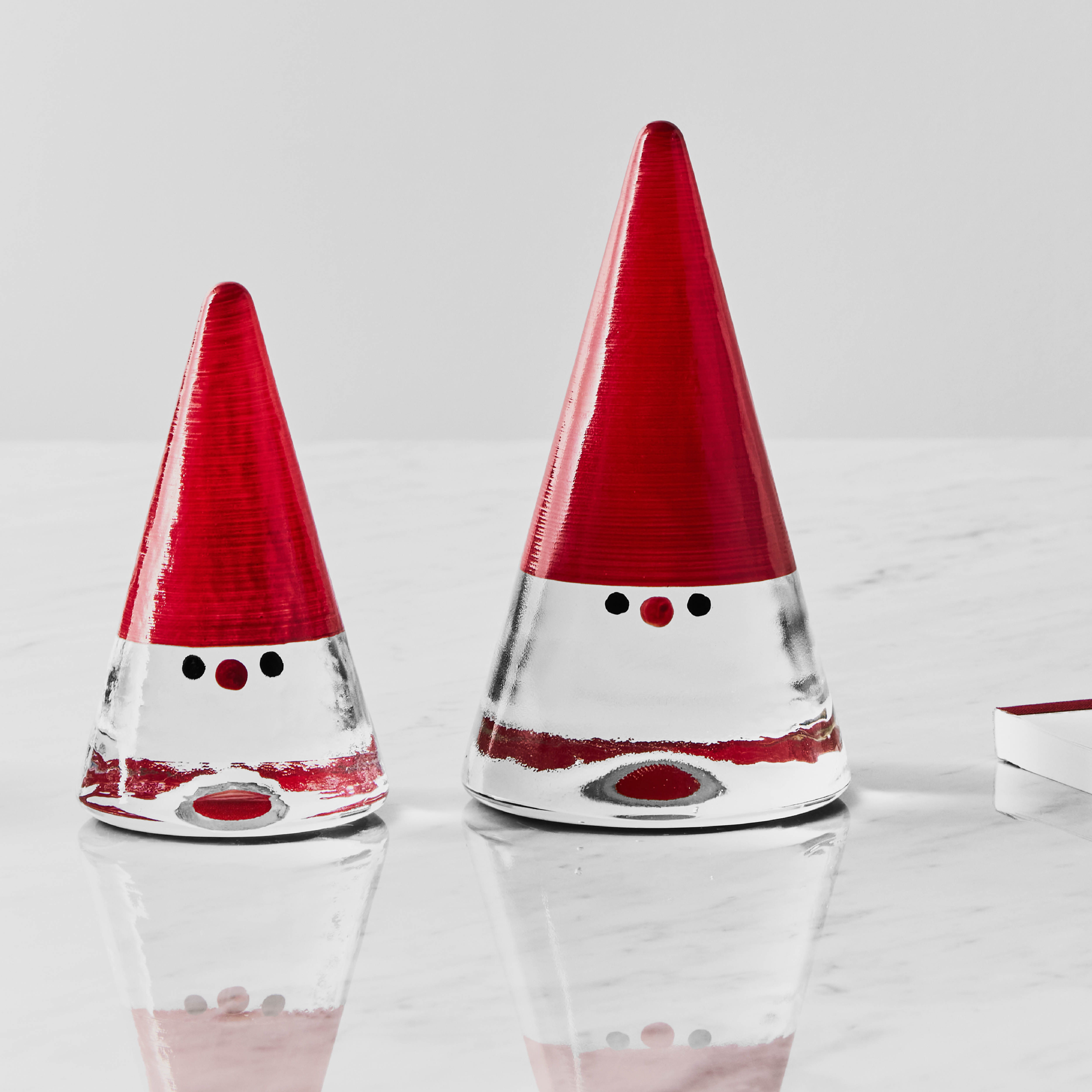 Kosta Boda Noel tomte 11,5 cm röd
