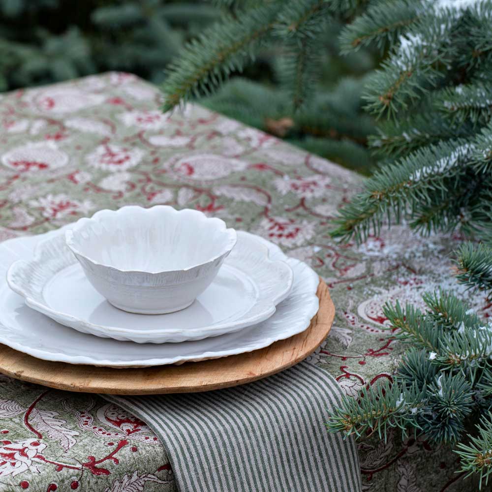 Chamois Pomegranate Pellava pöytäliina 170x270 cm Vihreä/Luonnonvärinen