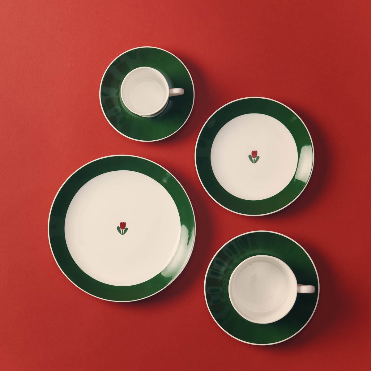 Gustafsberg Juliana Rød tallerken 18 cm uten brem