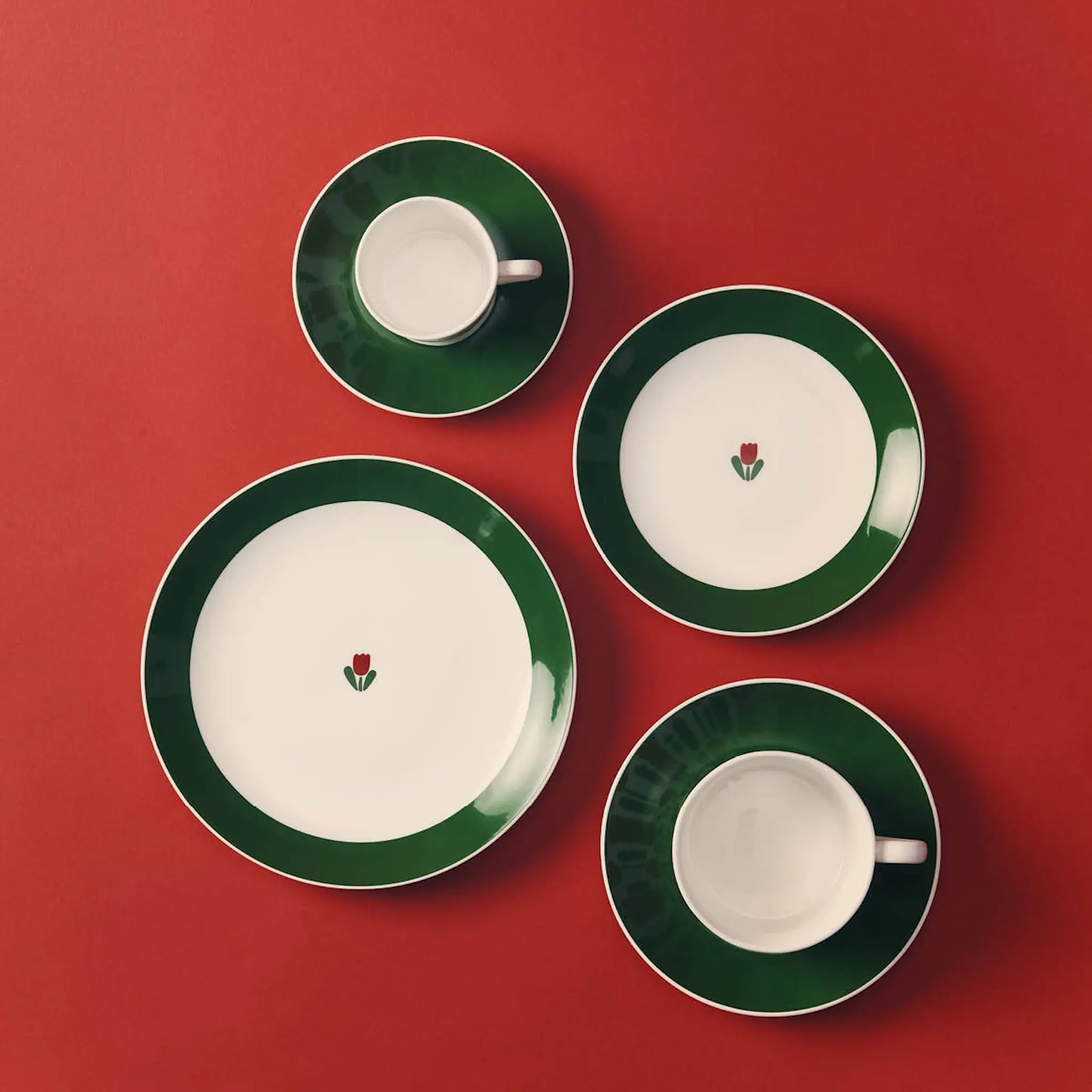 Gustafsberg Juliana Rød tallerken 18 cm uten brem