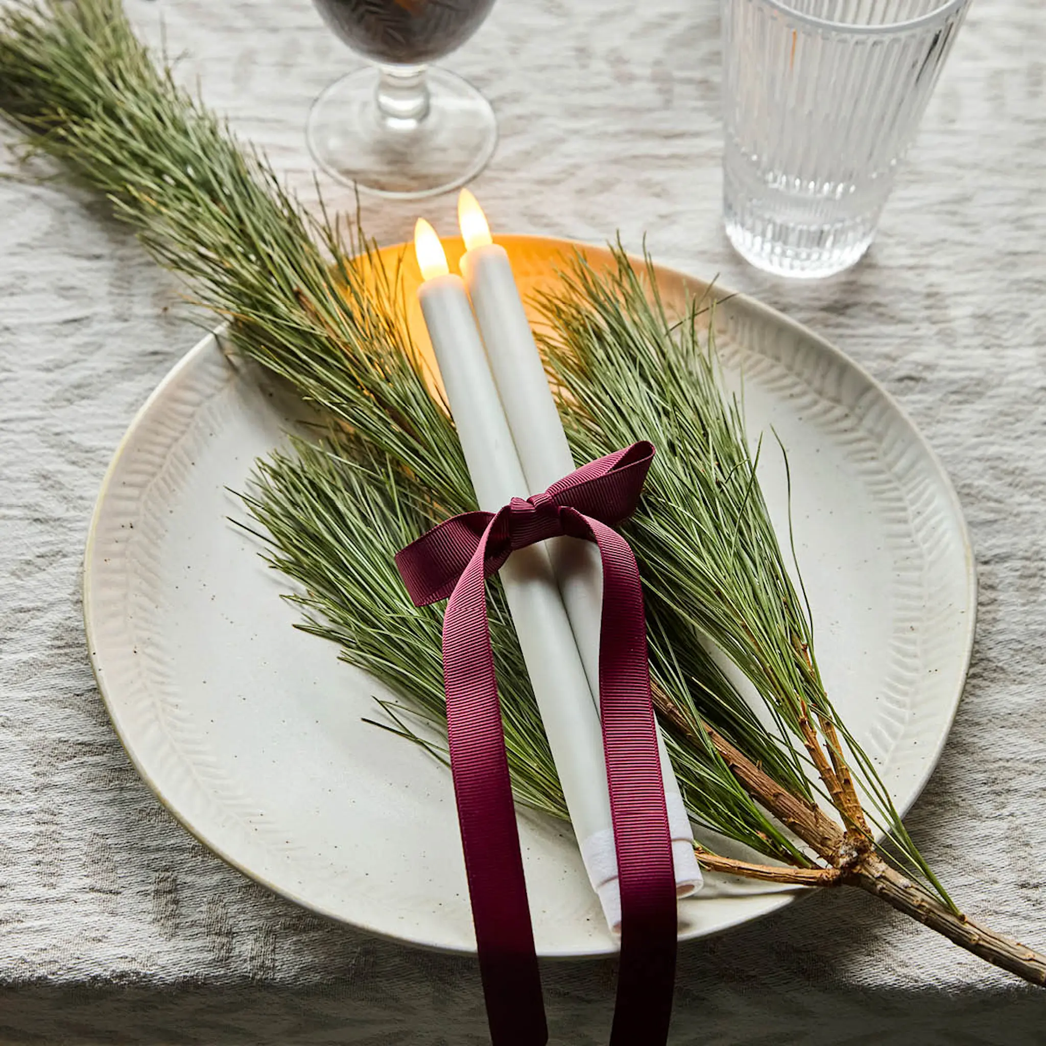 House Doctor LED kronelys 24 cm 6 stk hvit