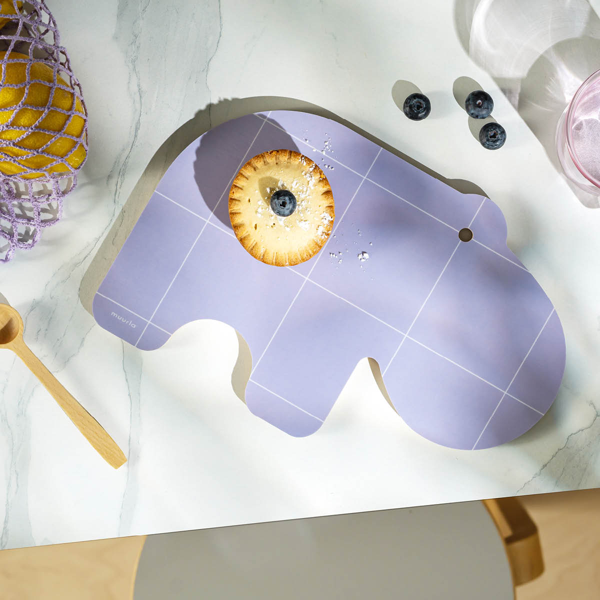 Muurla Fauna skärbräda/serveringsbricka Flodhäst 31x21 cm lila