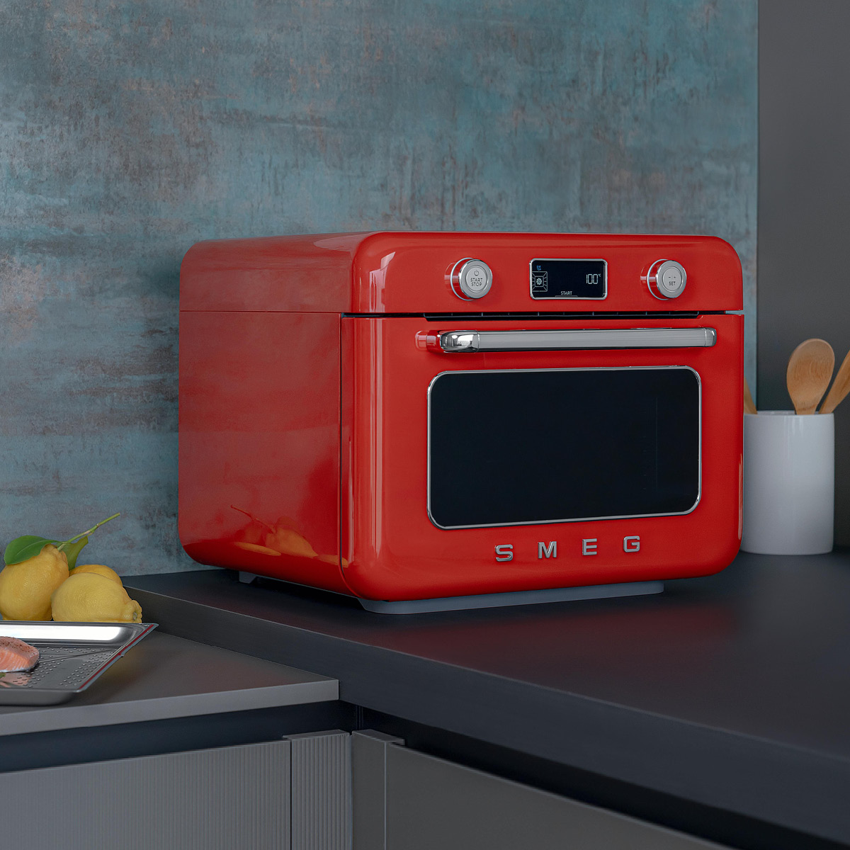 Smeg Frittstående dampovn COF01 rød