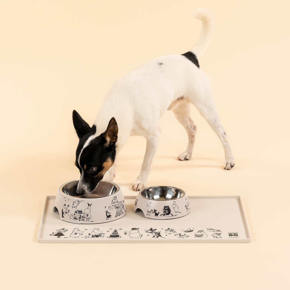 Muurla Mummi for Pets silikonmatte 48x30 cm Mummi 80 benhvit/svart