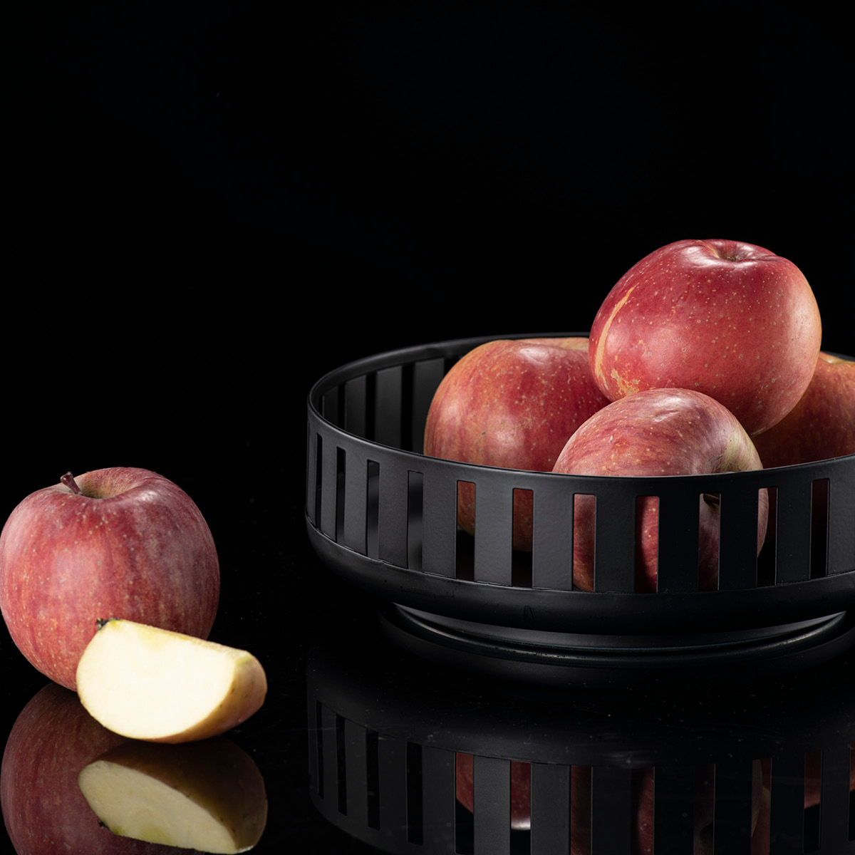 Modern House Modus roterende fat 23 cm matt svart