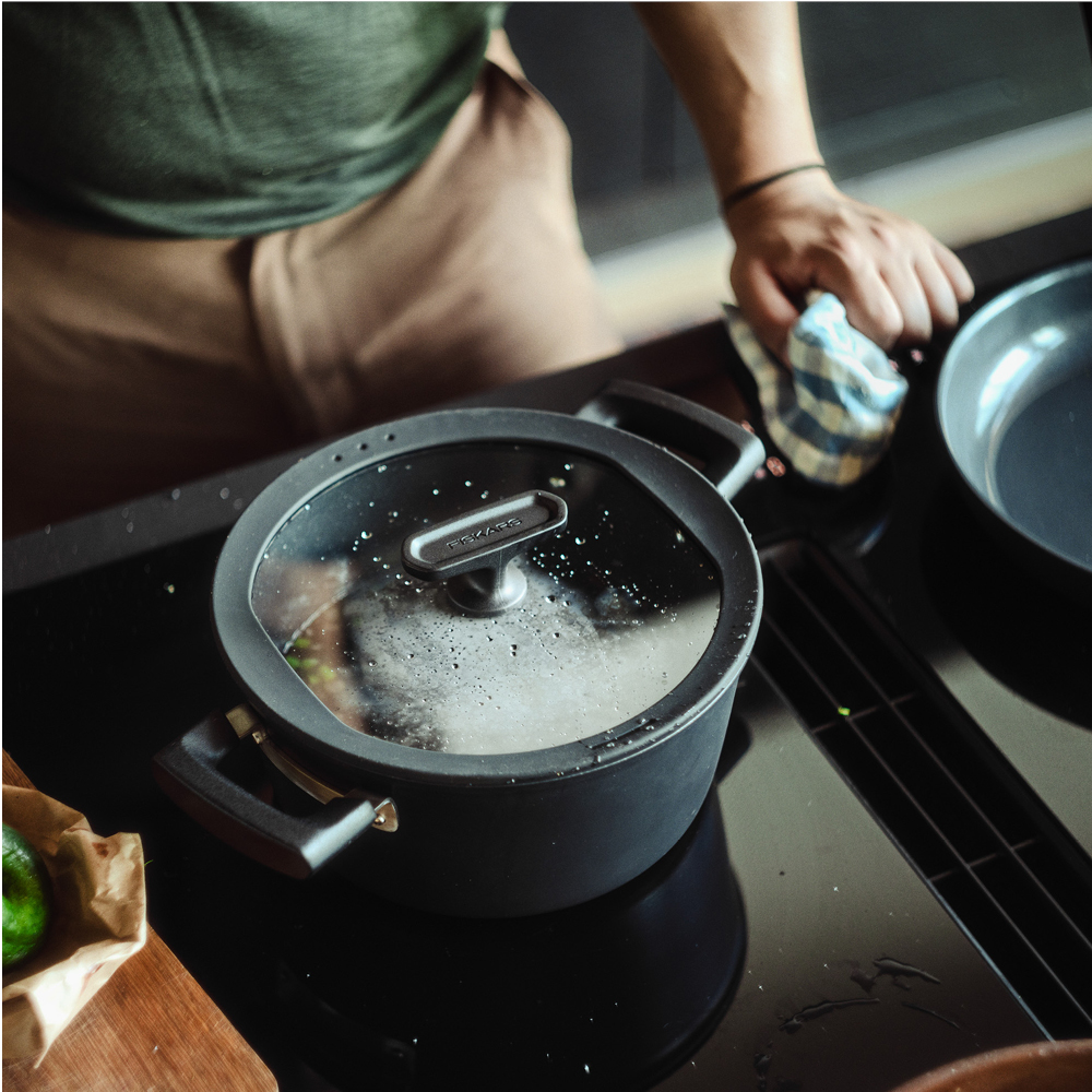 Fiskars Hard Face gryte 3,5L med lokk