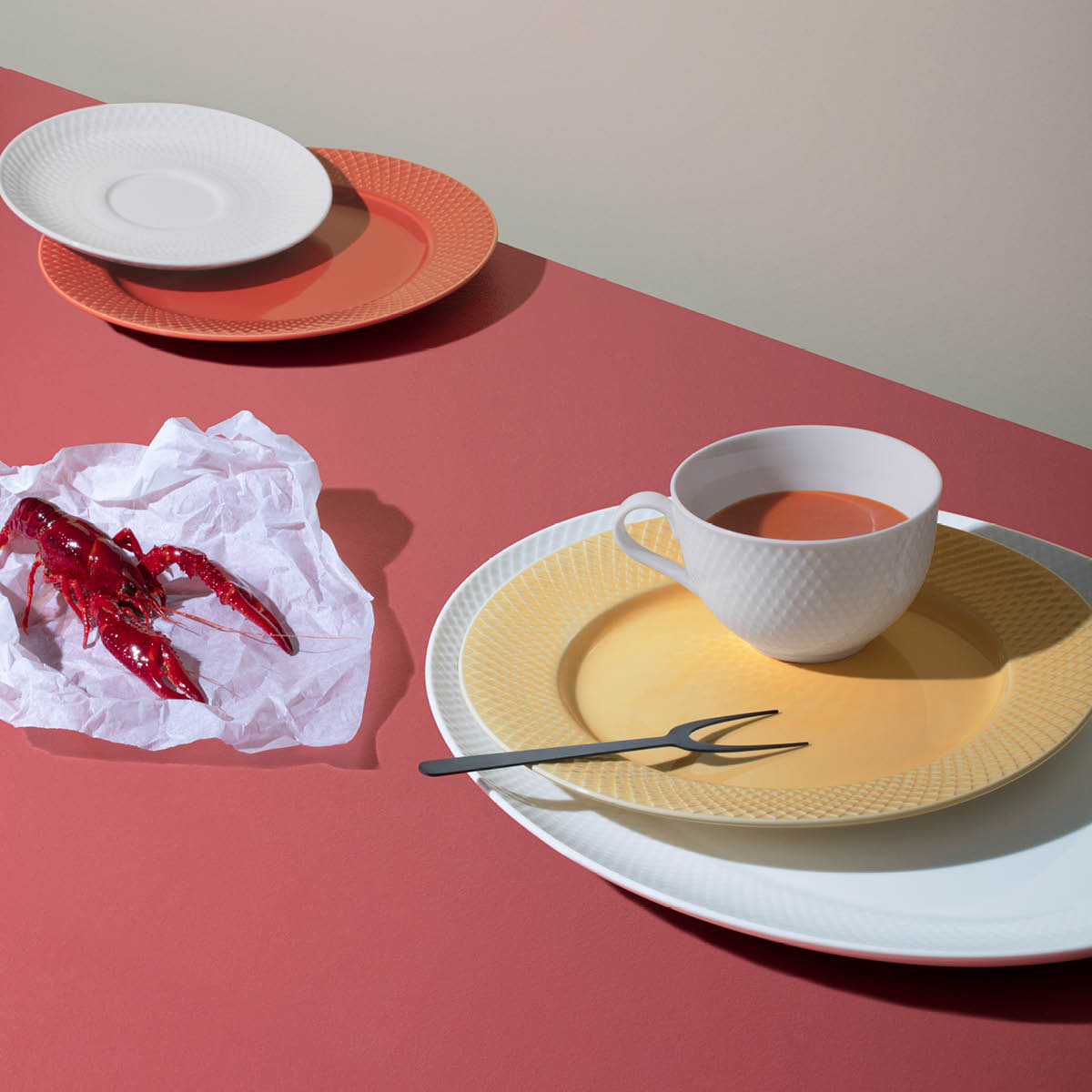 Lyngby Porcelæn Rhombe Tarjoiluastia 42x32 Valkoinen