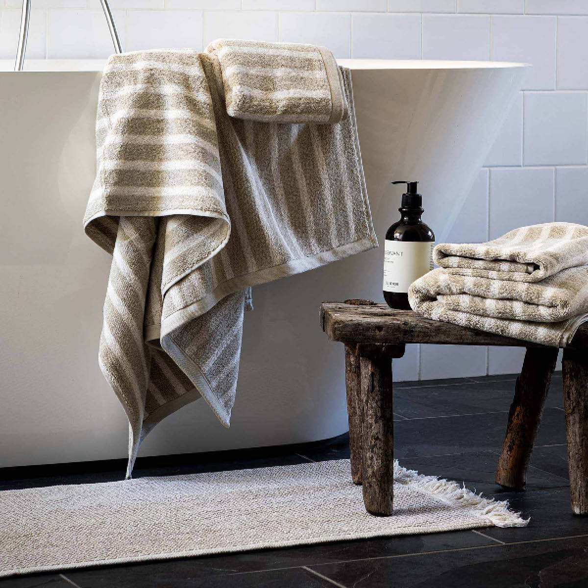 Tell Me More Ellie badrumsmatta 60x100 cm linne