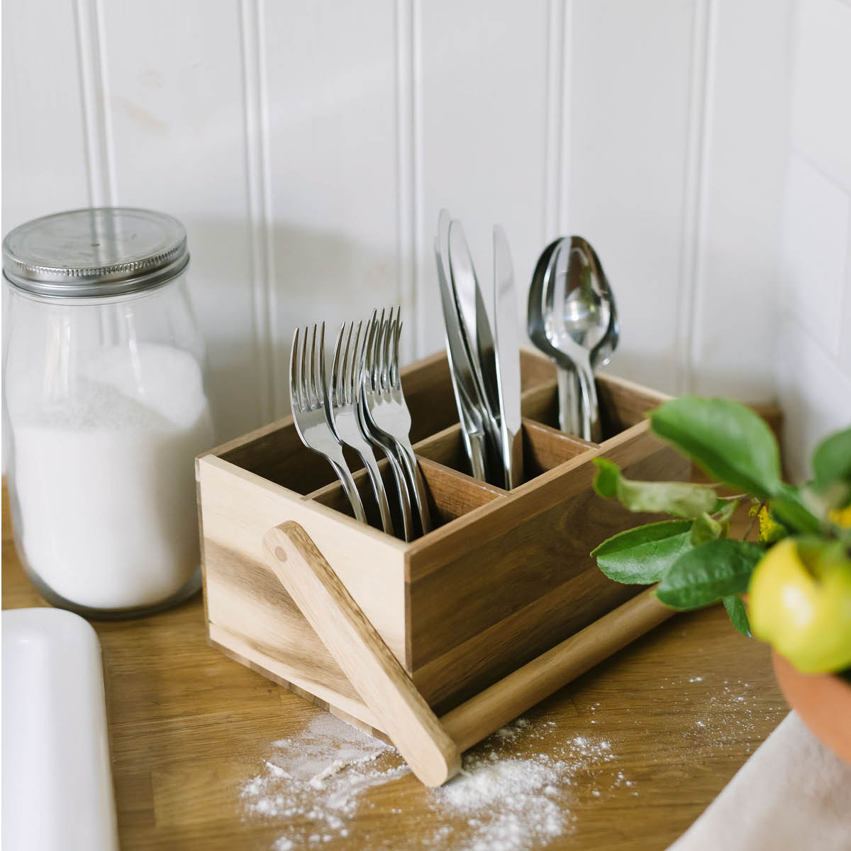 Dorre Bess Bestickhållare 22x15x11 cm Akacia