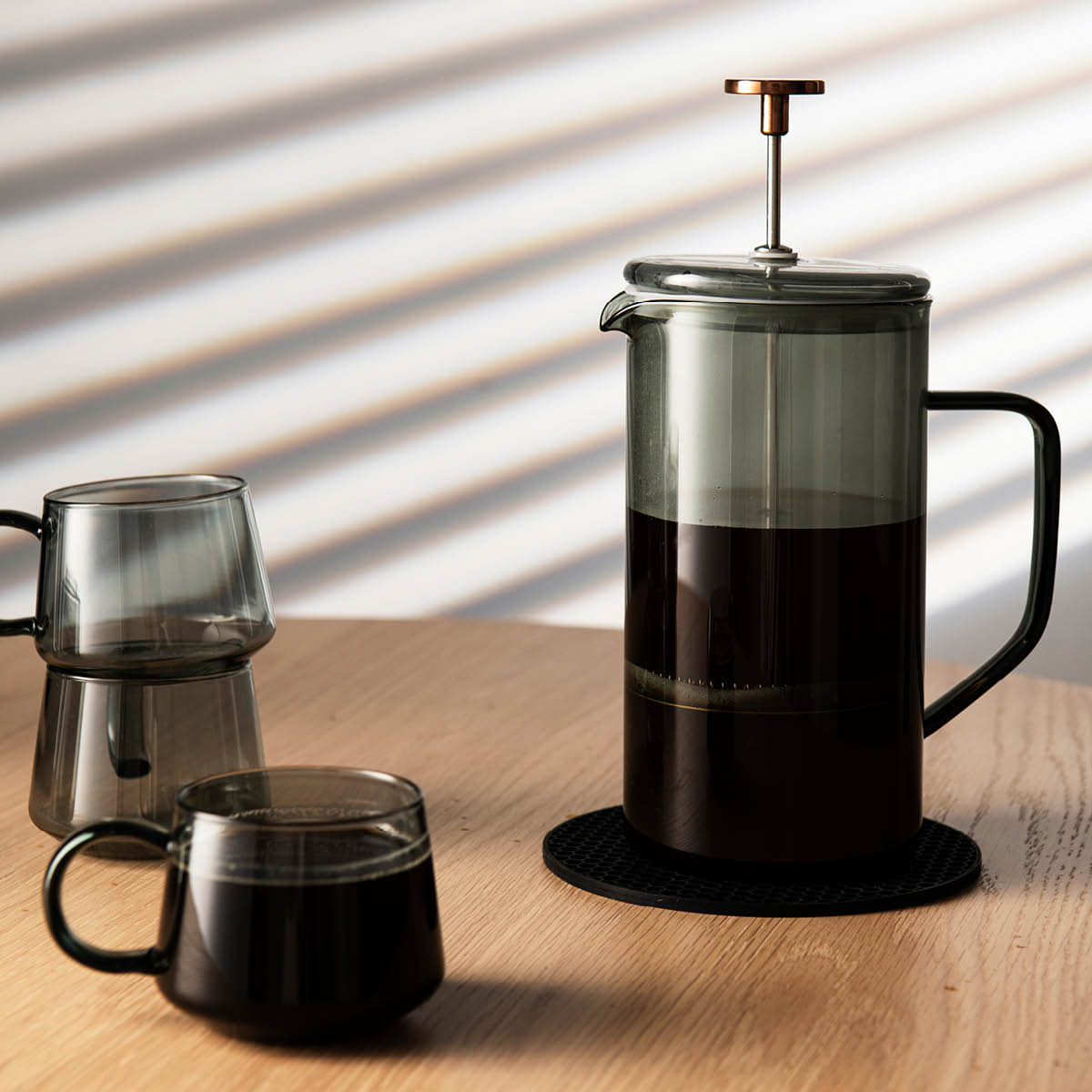 Modern House Lundi Pressopannu 21 cm Smoke