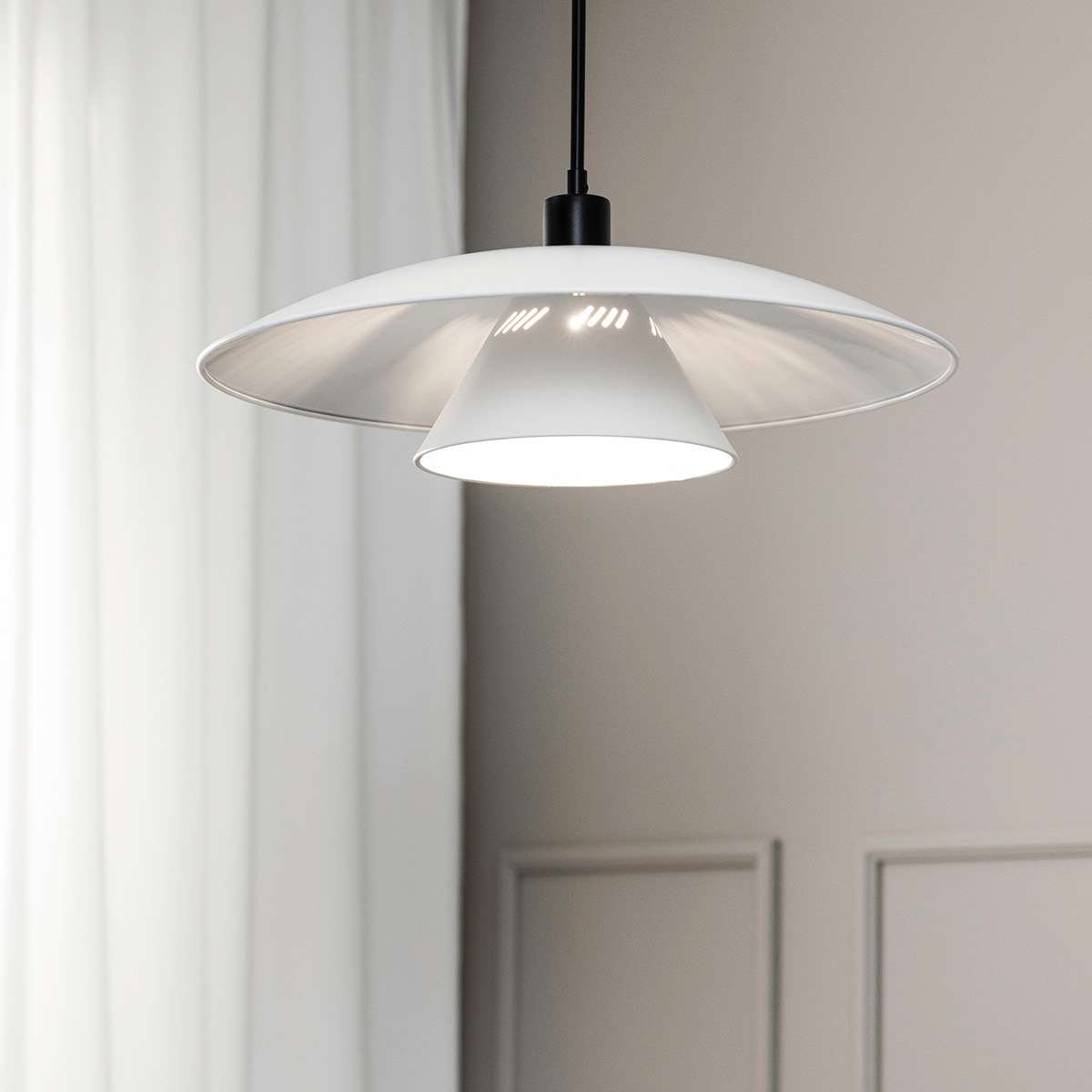 Markslöjd Millinge taklampa 50 cm vit matt