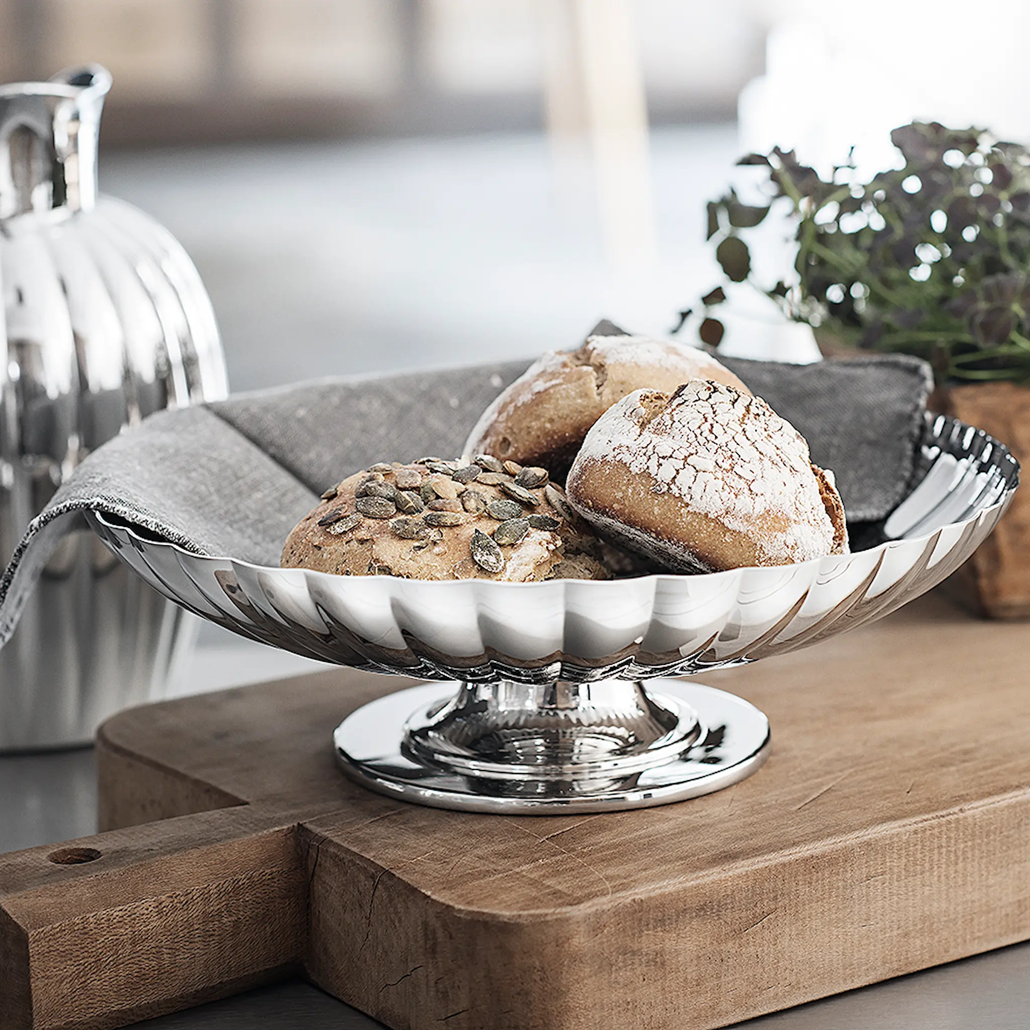 Georg Jensen Bernadotte Fat på fot 28 cm