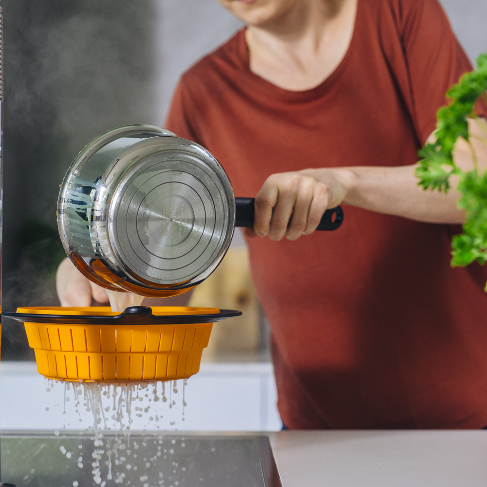 Fiskars Functional Form dørslag og steamer