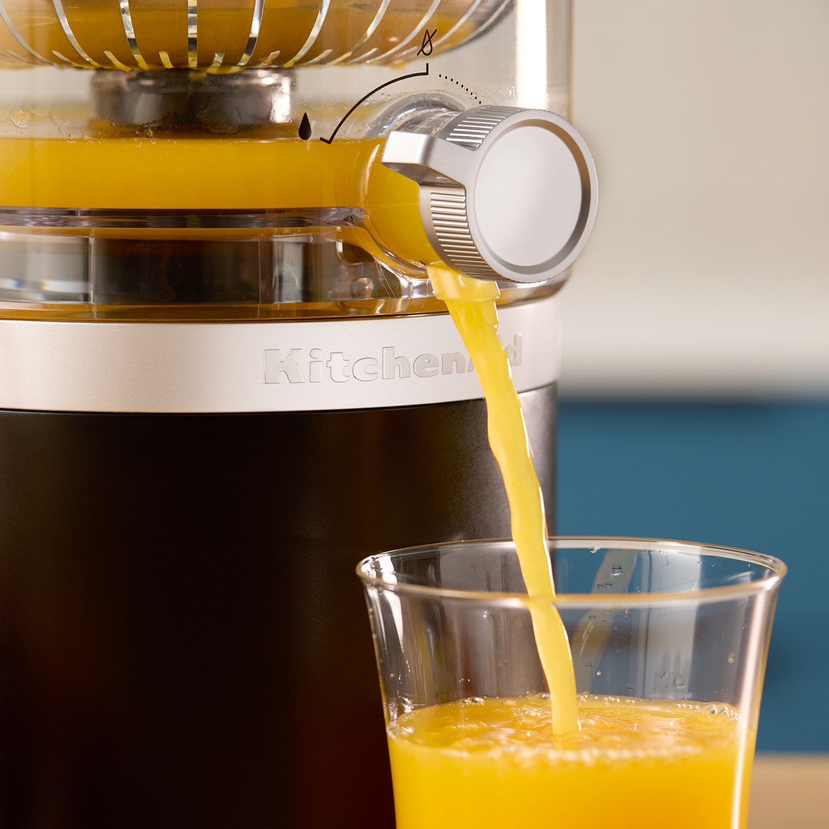 KitchenAid Go Cordless citruspress 5KCJR160 utan batteri Mattsvart