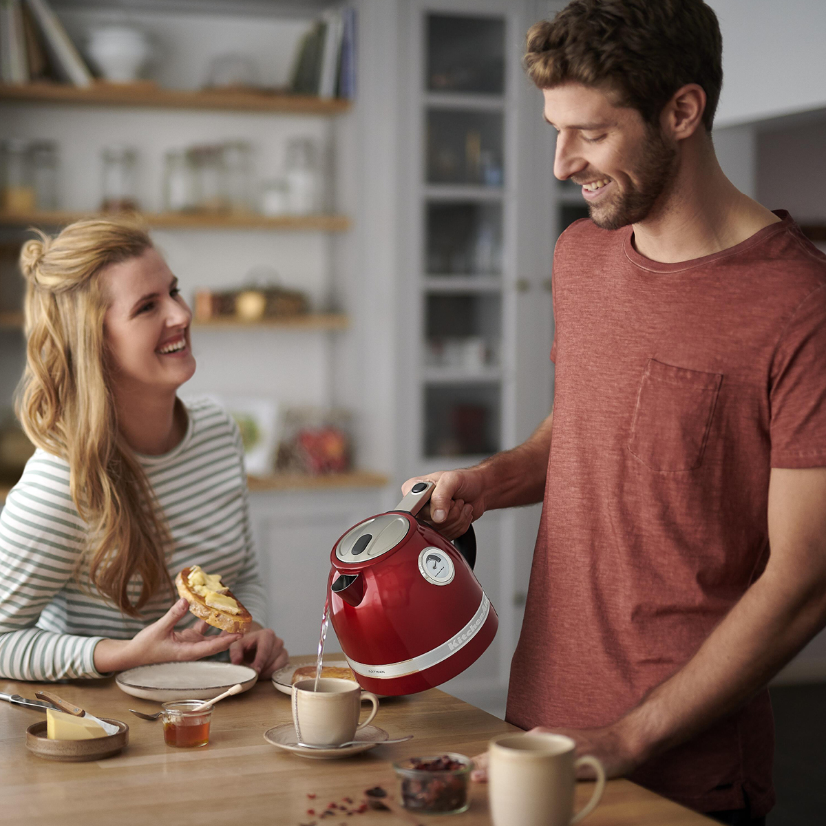 KitchenAid Artisan vannkoker 5KEK1522EER 1,5L empire red