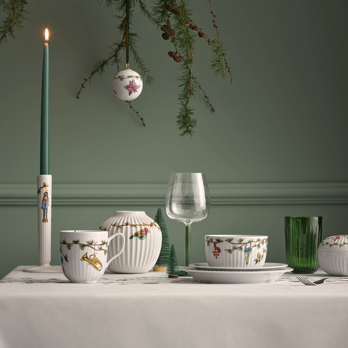 Kähler Hammershøi Christmas juleduk 150x220 cm