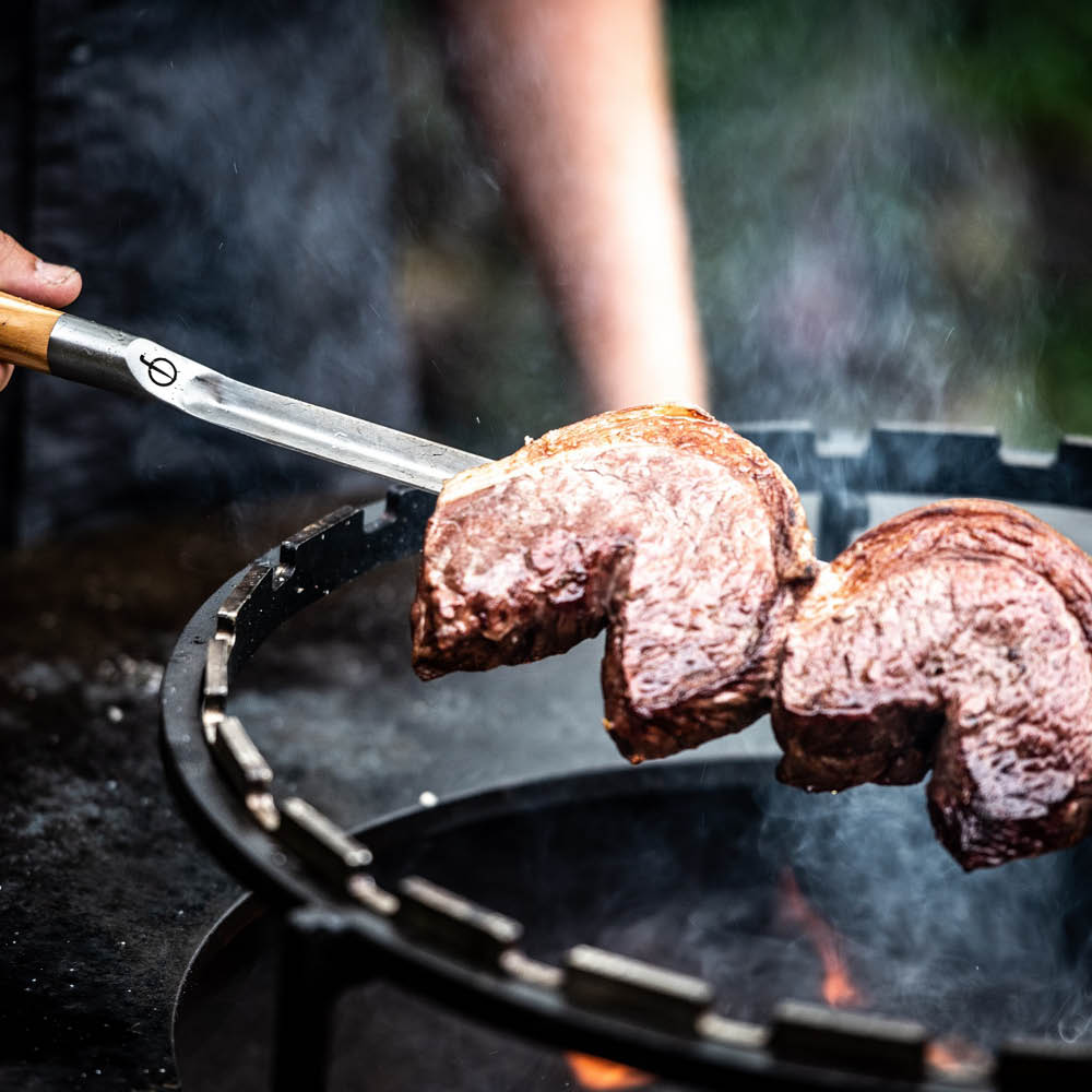 Forged Churrasco grillspett V-form 70 cm stål/olivträ