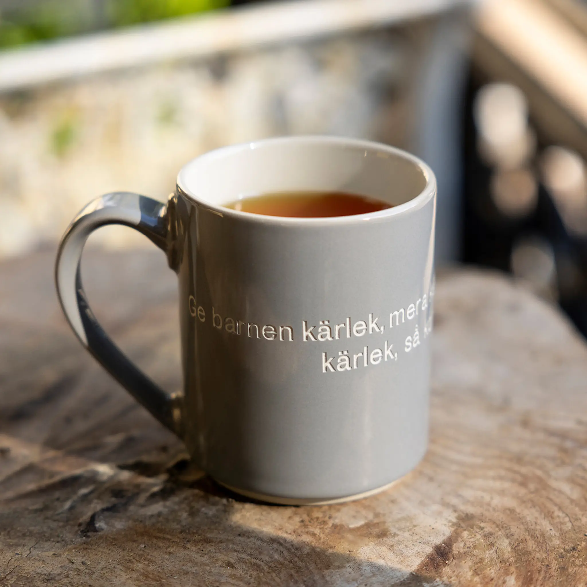 Design House Stockholm Astrid Lindgren Mugg Grå Ge barnen kärlek