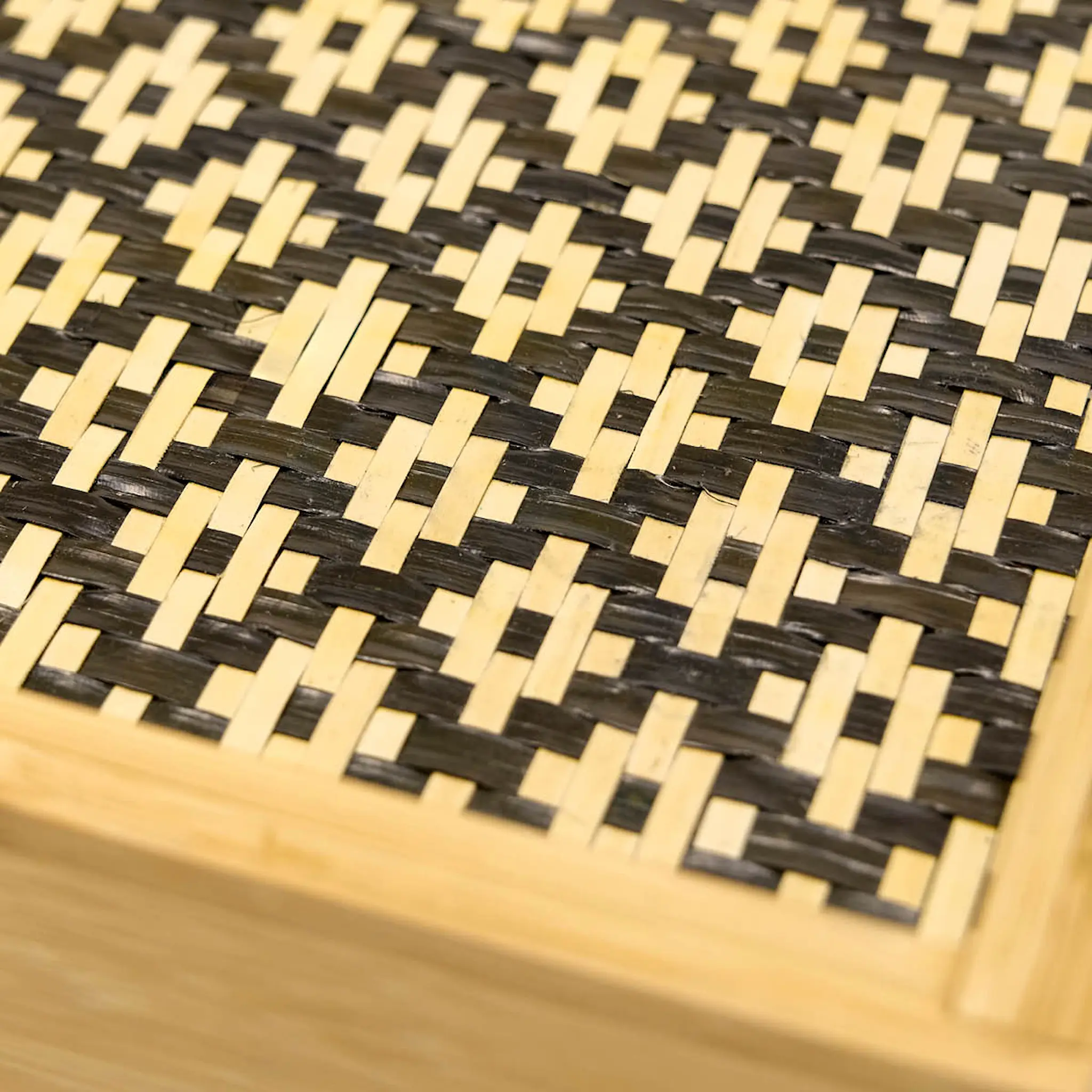 House Doctor Tray Sänkytarjotin 50x35 cm Bambu/Musta