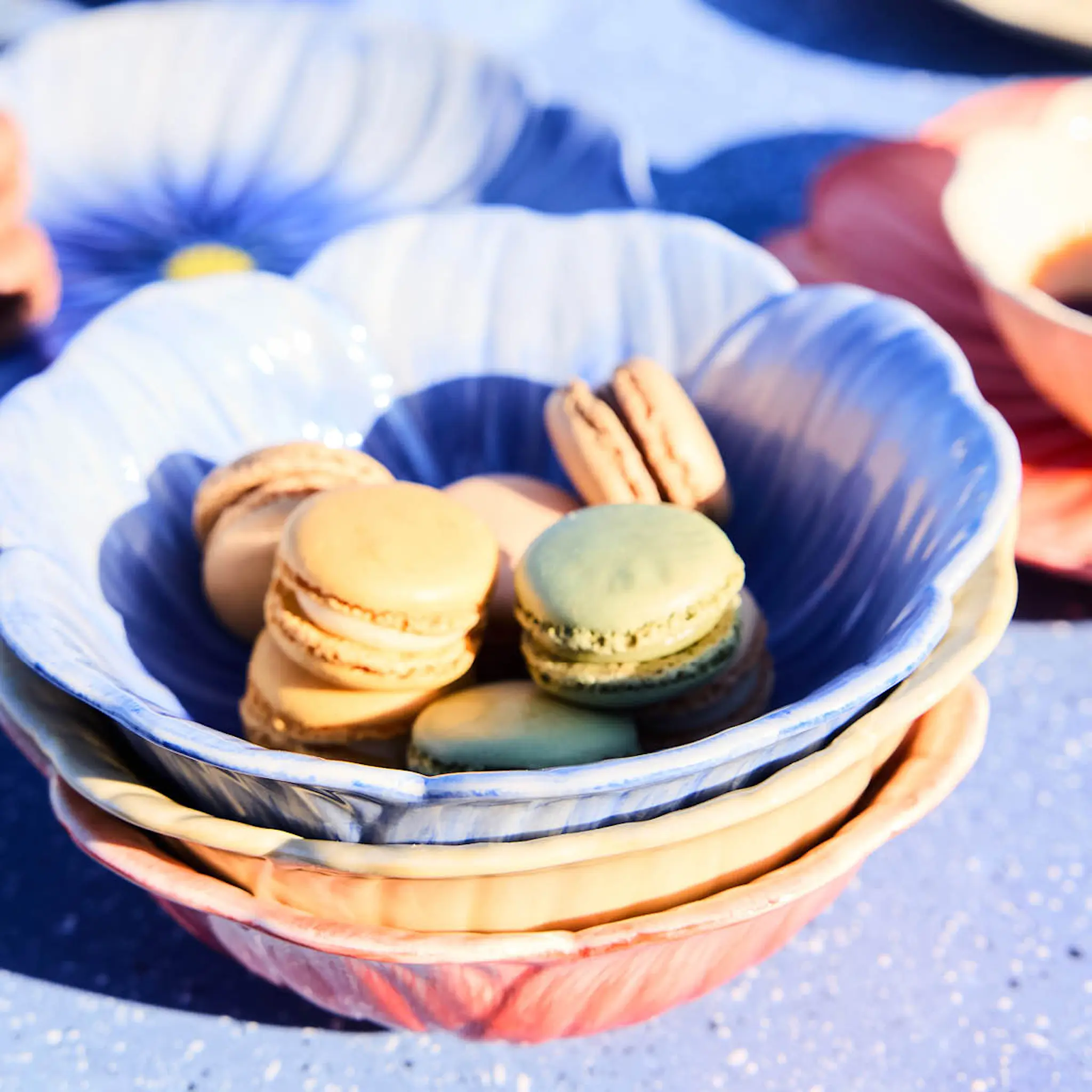 ByOn Poppy valmue skål M 18x6,5 cm rød