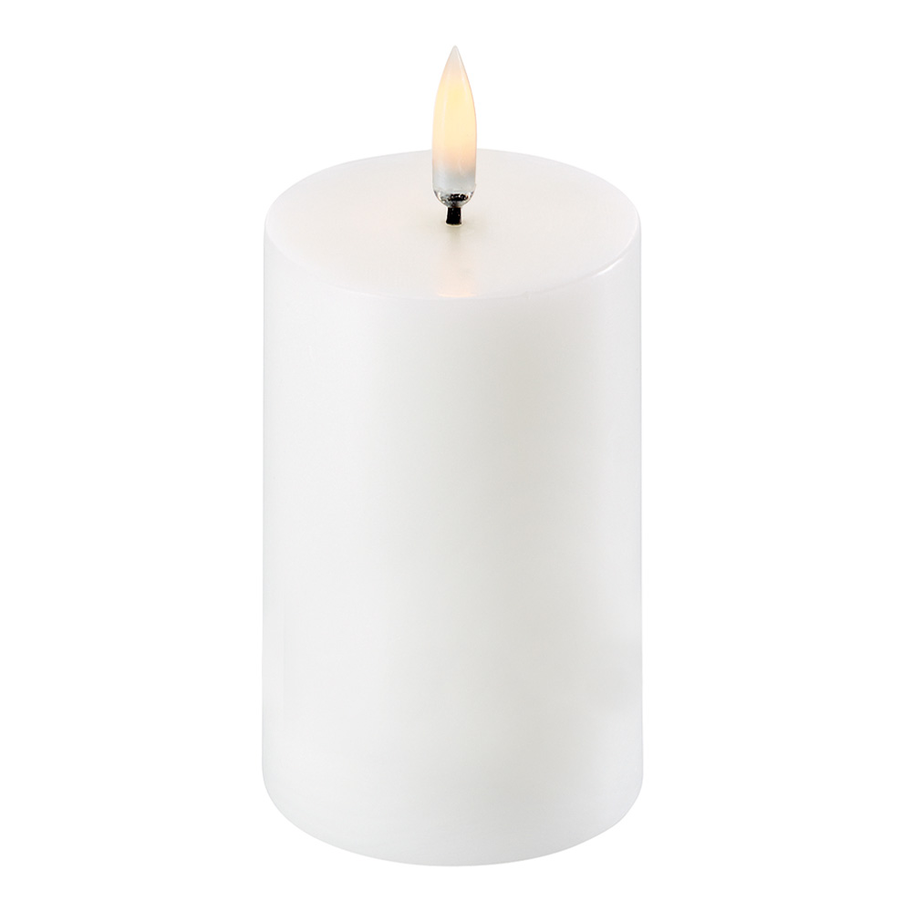 Uyuni Lighting - Uyuni LED Pöytäkynttilä 5x7,5 cm Valkoinen