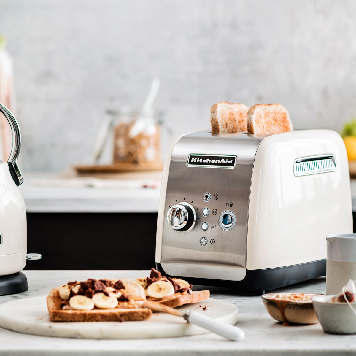 KitchenAid Classic vannkoker 5KEK1222EAC 1,25L almond cream