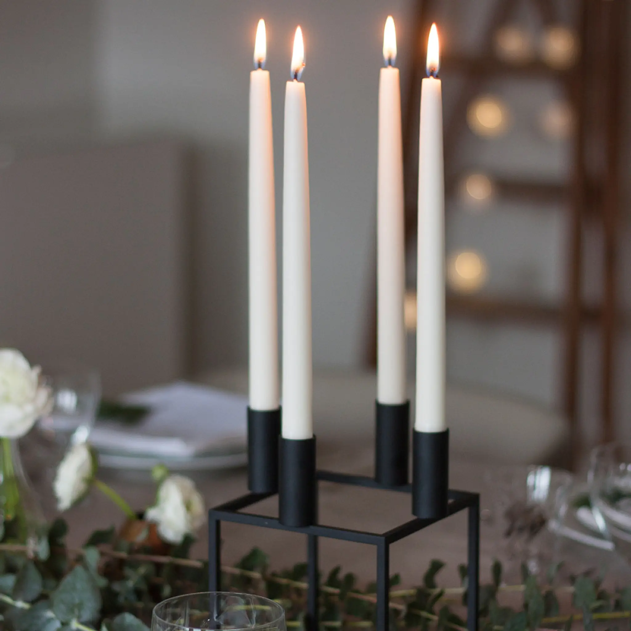 Liljeholmens Christina Antiikkikynttilä 26 cm 4 kpl Creme