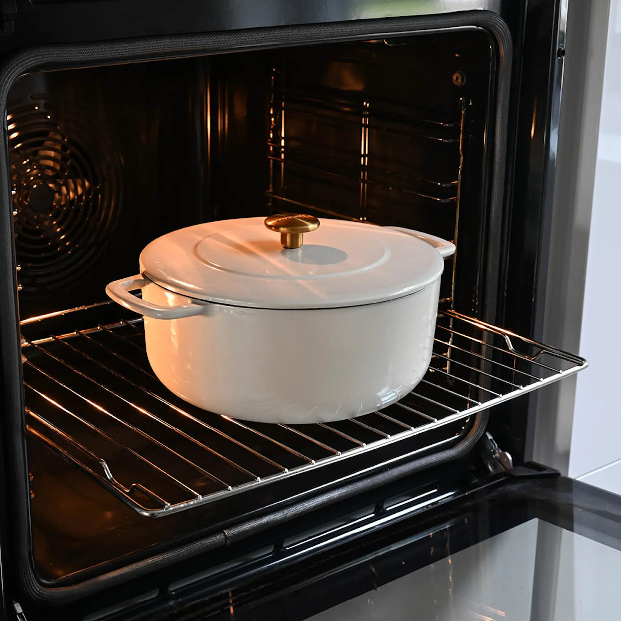 Combekk Gjutjärnsgryta 24 cm 3,8 L sand