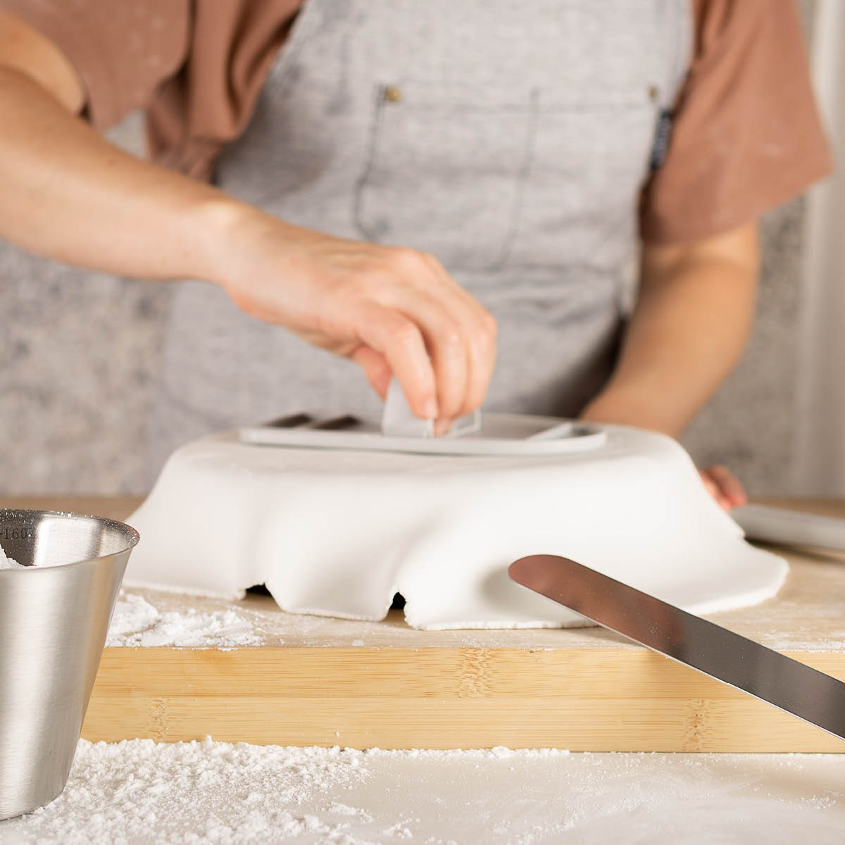 Modern House bAYk Cake Smoother 16,5x8 cm Grå