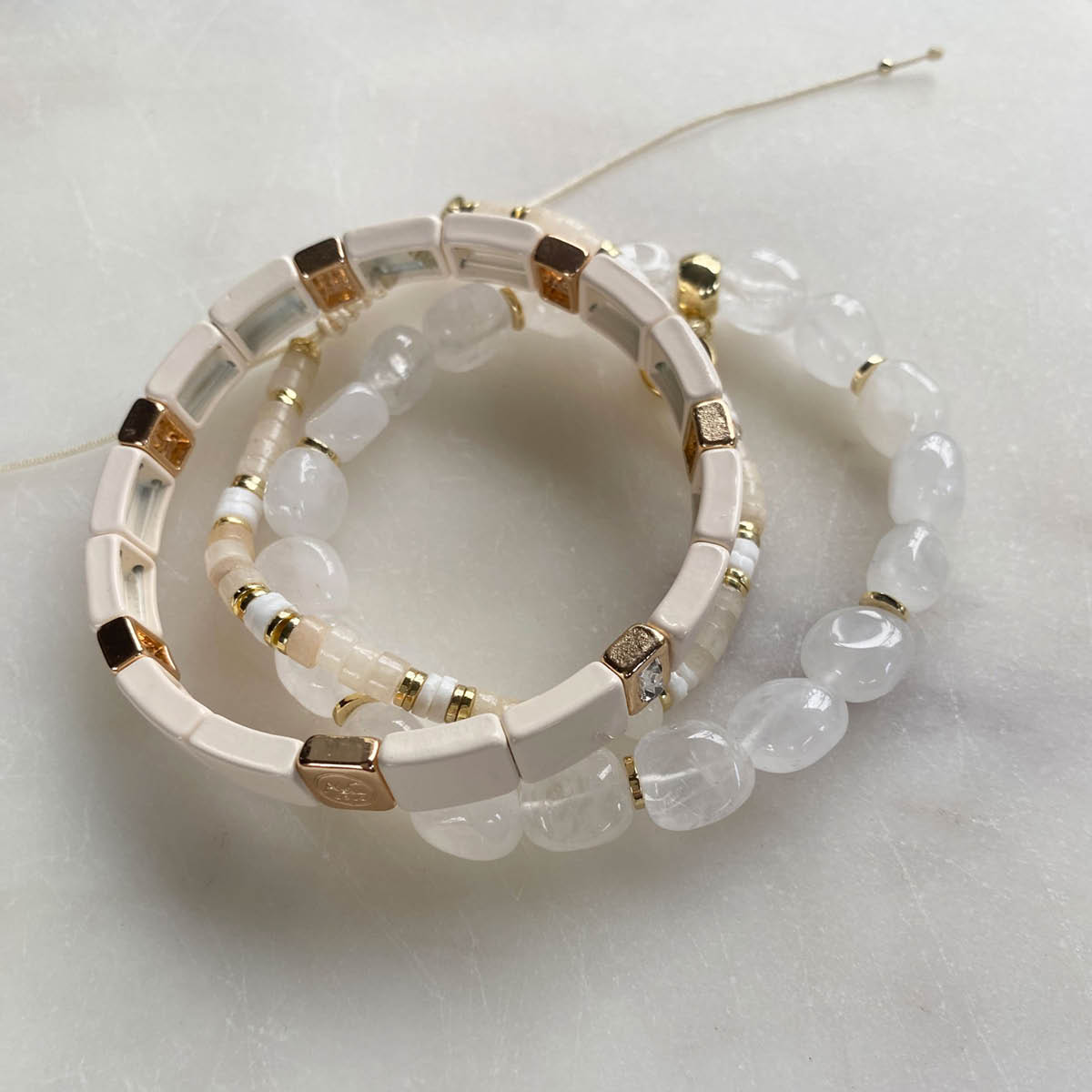 A&C Oslo AS Enamel Tiles Crystal Line armband emalj cream/guld/kristall