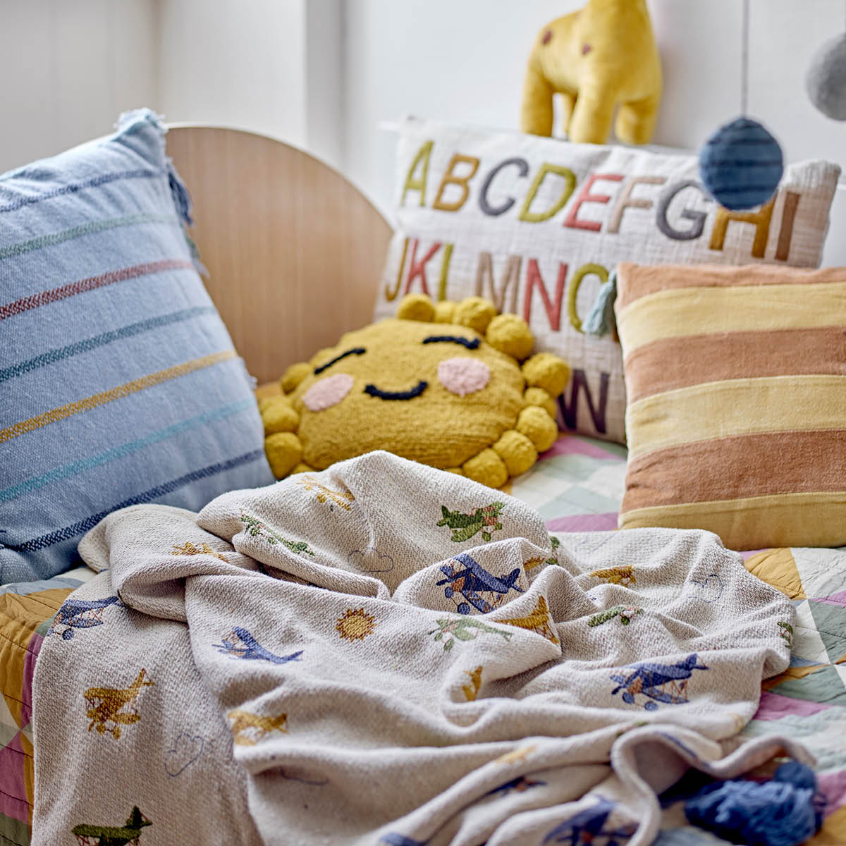 Bloomingville MINI Pledd Plane 160x130 cm natur