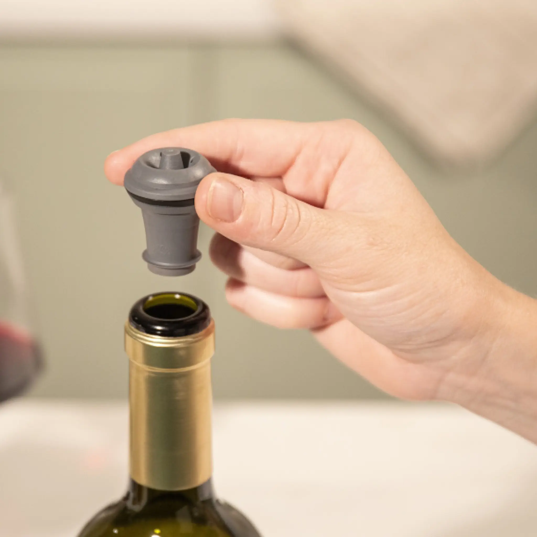 Vacu Vin Elektrisk Wine Saver & 2 Stoppers