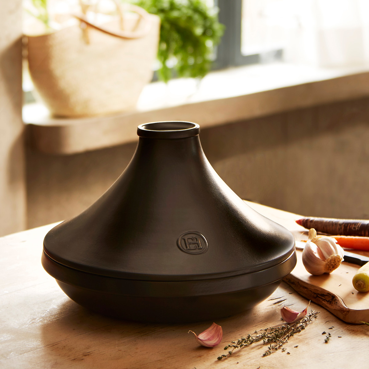 Emile Henry Emile Henry Tagine 2 L Tummanharmaa