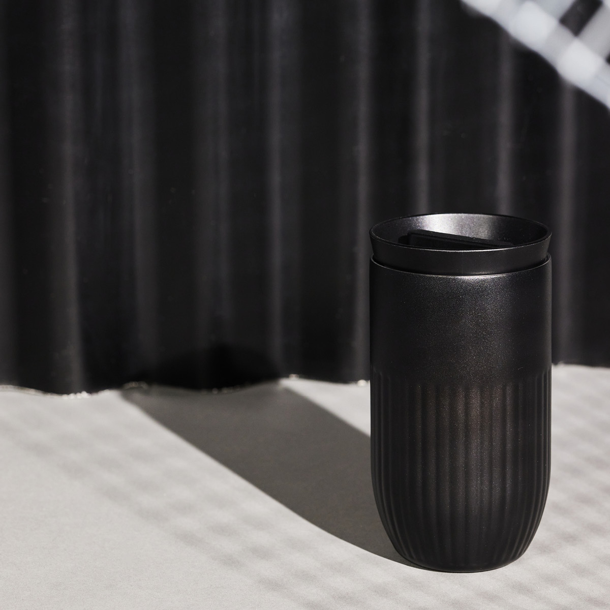 Sagaform Tova termosmugg 32 cl svart