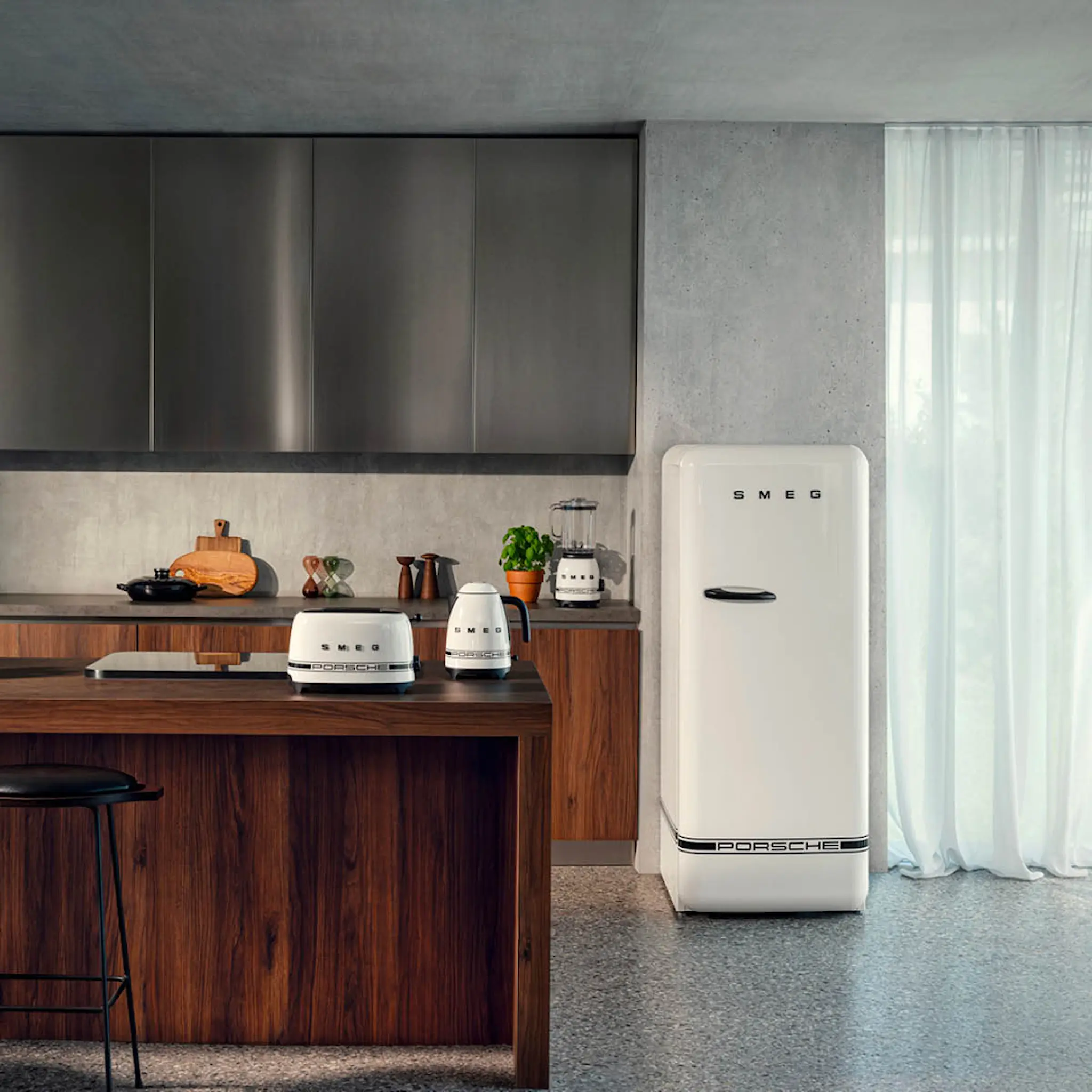 Smeg Smeg x Porsche kylskåp med frysfack Special Edition Carrara White