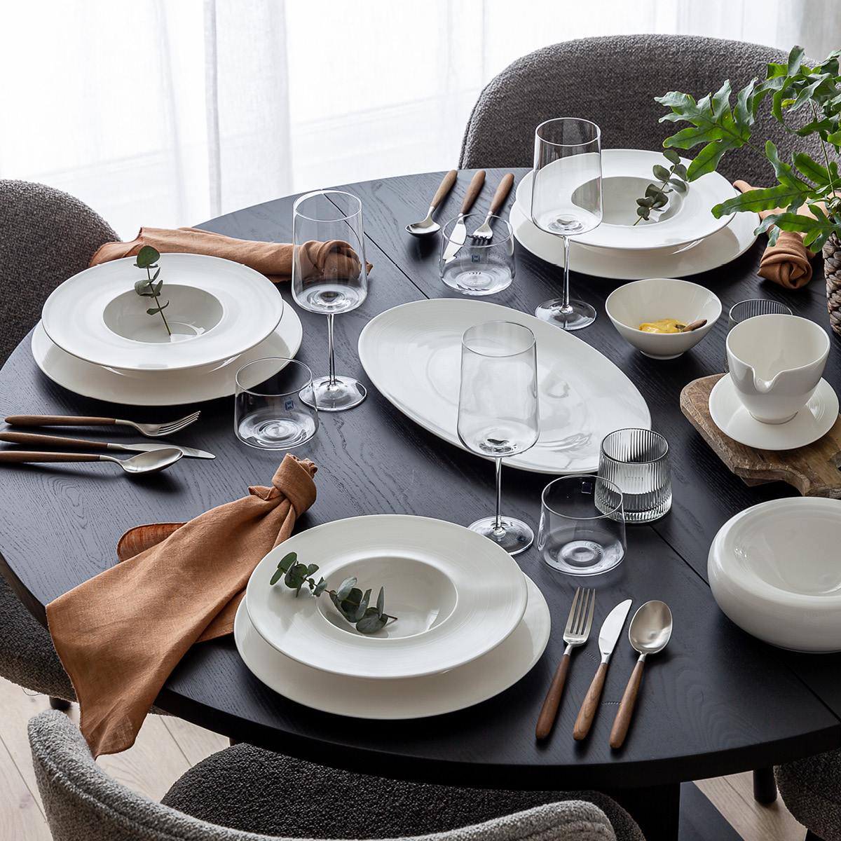 Royal Porcelain Blanche Fat ovalt 40x24,5 cm vit