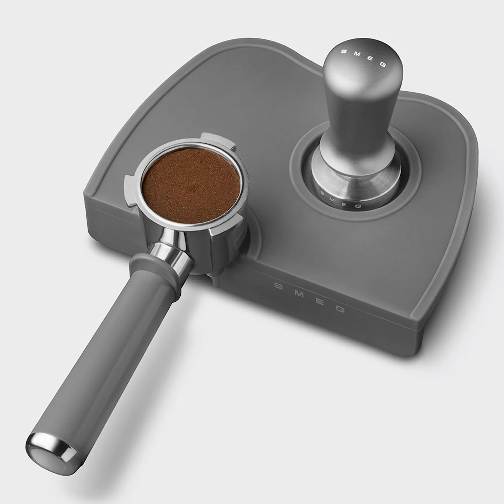 Smeg Smeg Kaffepressare med silikonmatta Grå
