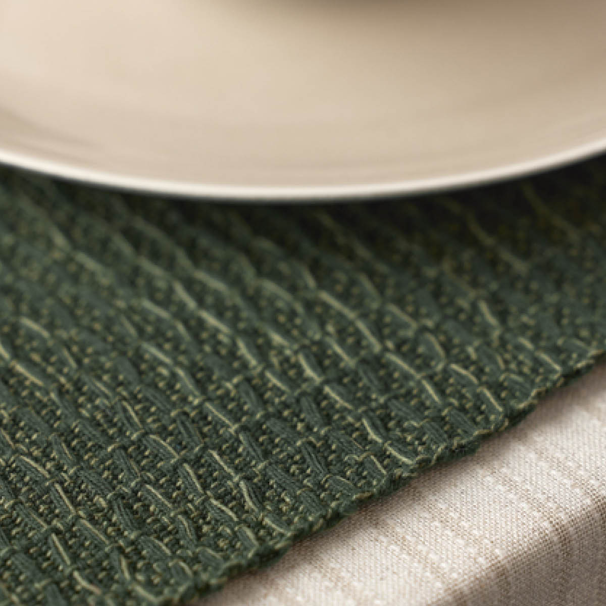 Holmen Sara bordstablett 33x48 cm mossgrön