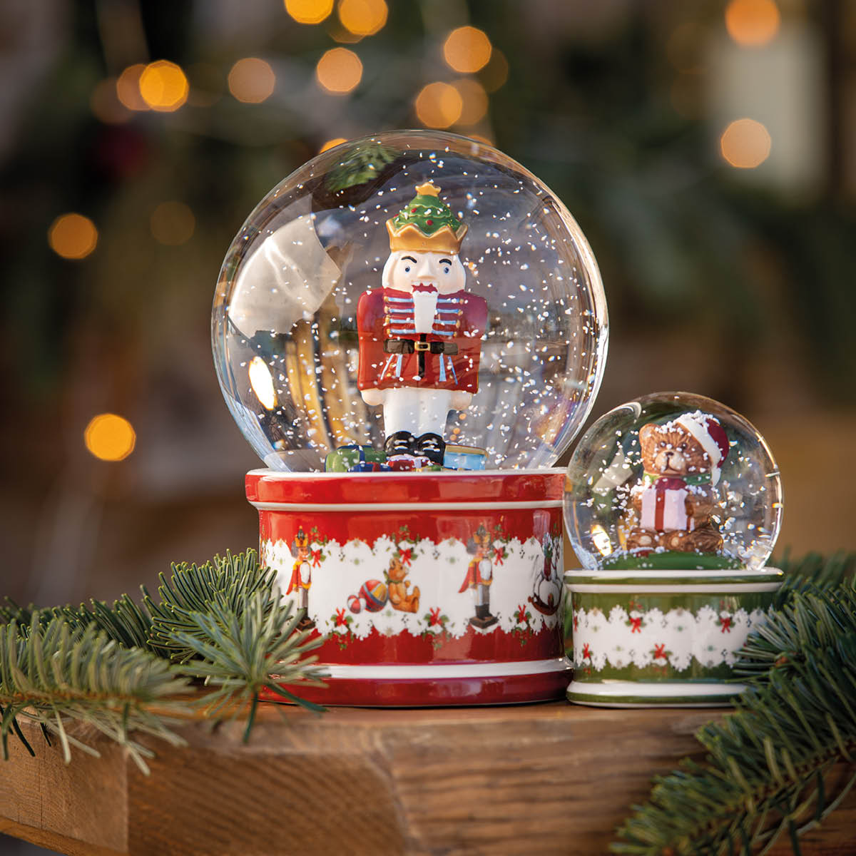 Villeroy & Boch Christmas Toys Snow Globe Nutcracker