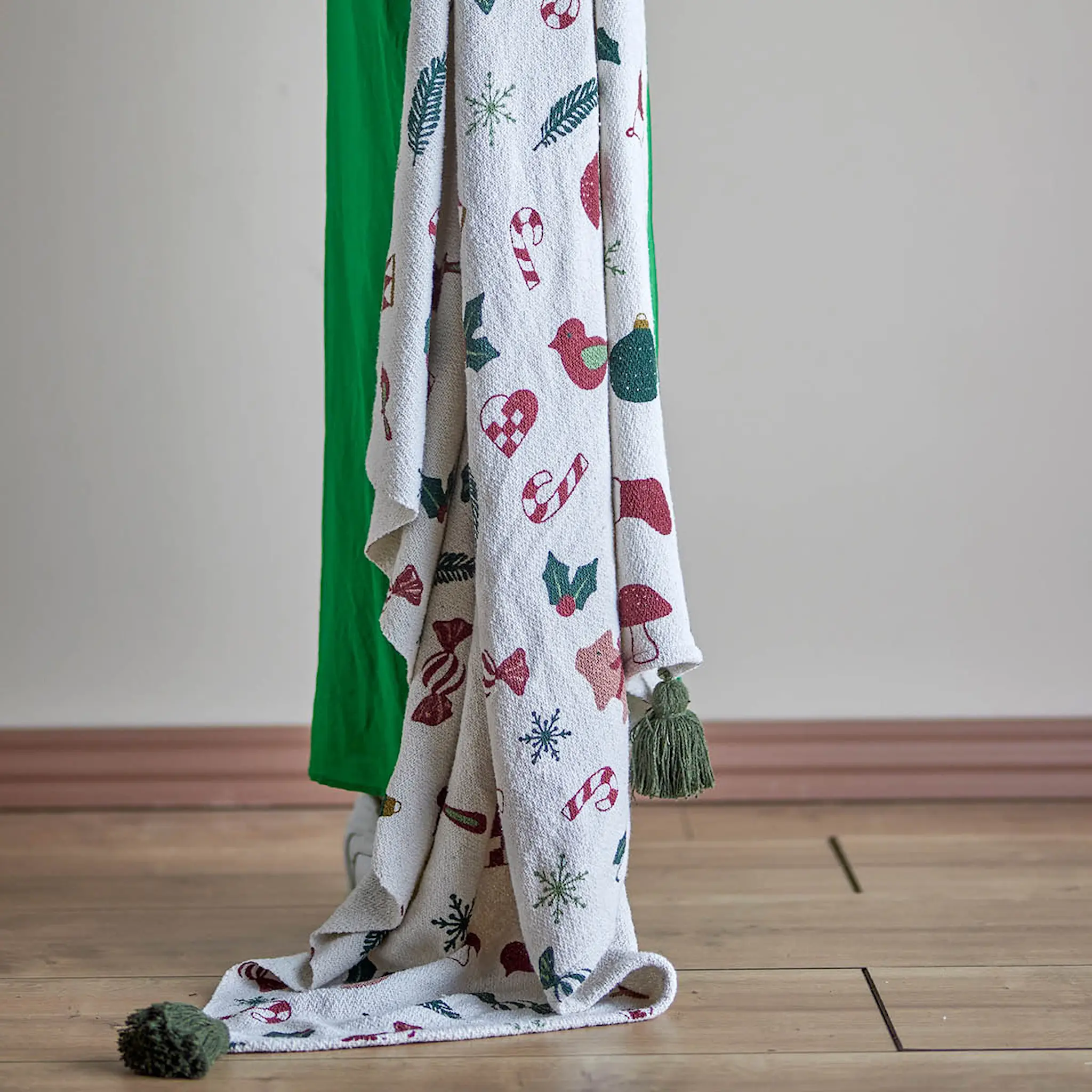 Bloomingville Yule pläd i bomull 130x160 cm julmotiv