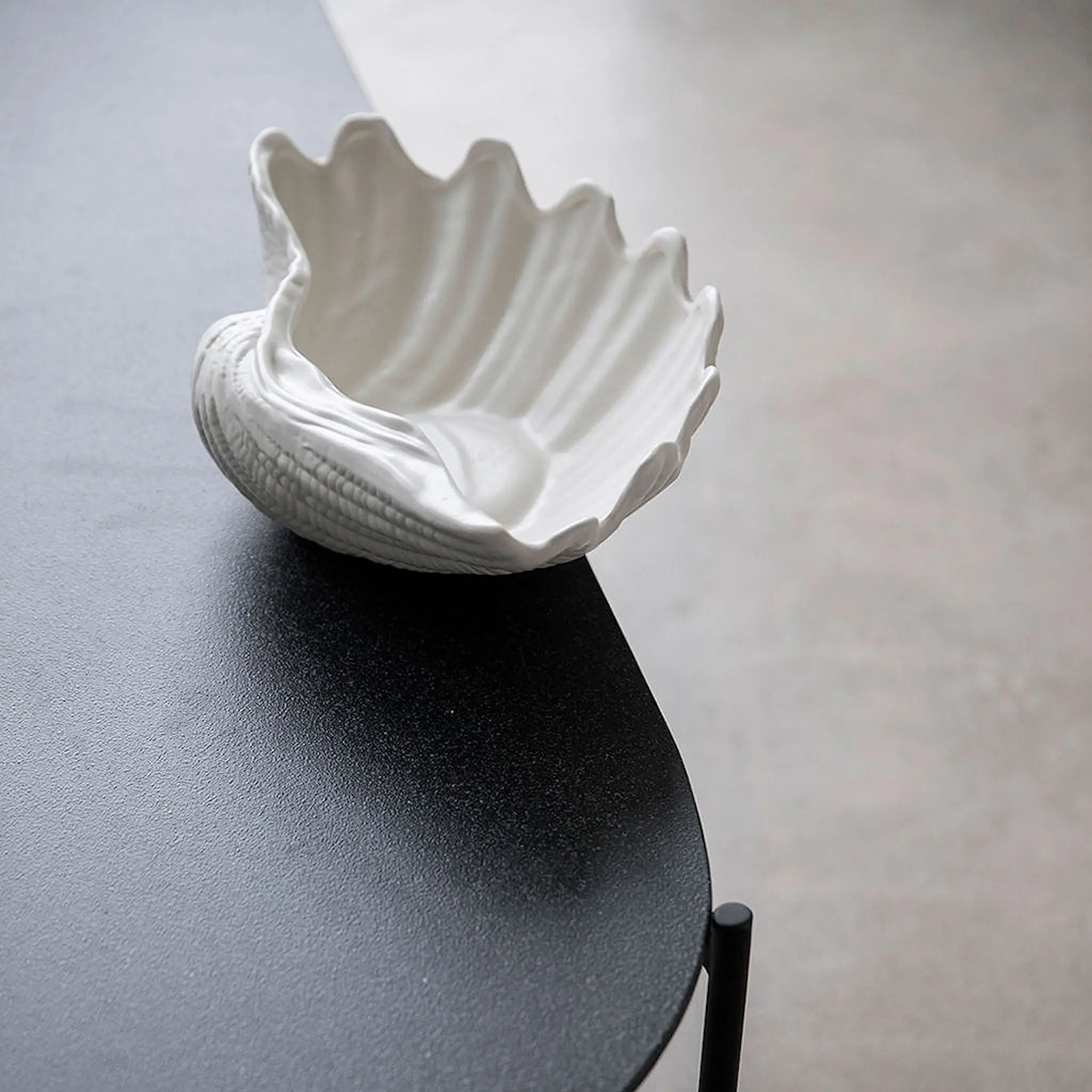 ByOn Shell Skål 34x33 cm Vit