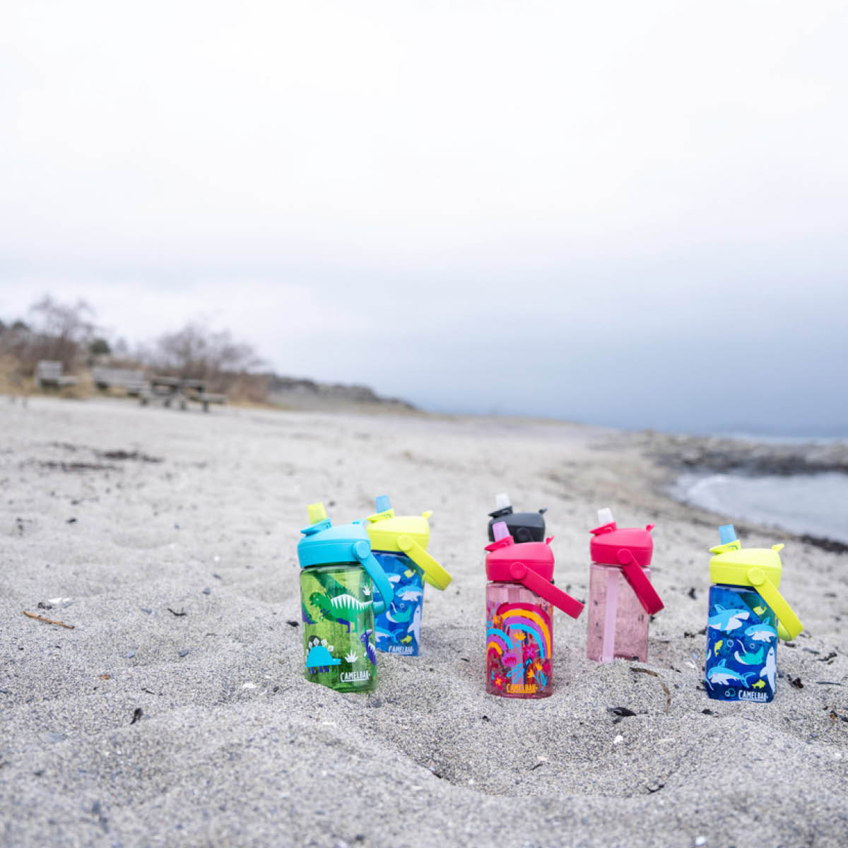 Camelbak Thrive Flip Straw Kids flaska 0,4 L sharks and rays